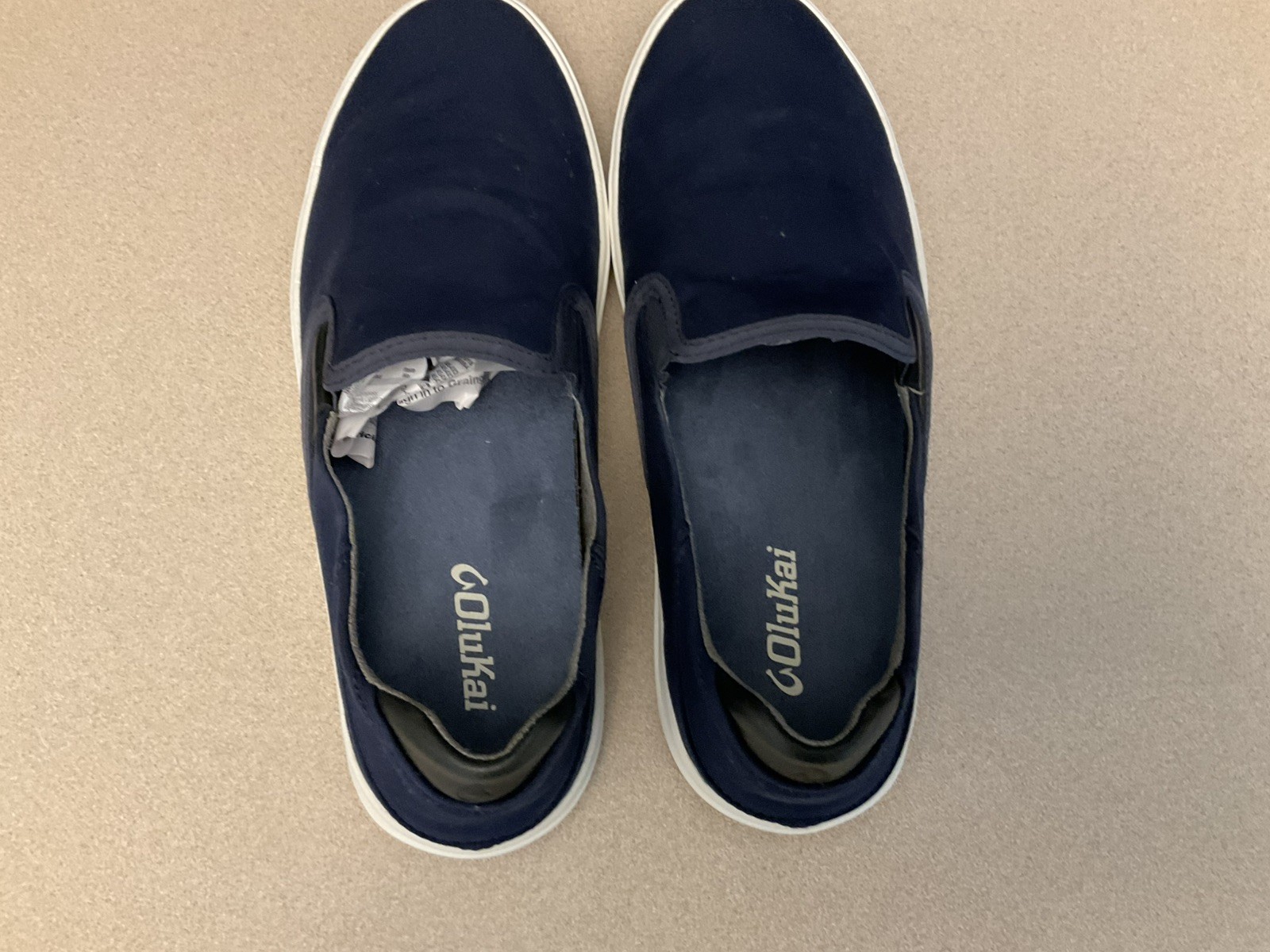 Mens OluKai Lae Ahi Navy Casual Comfort Slip On Shoes. Size 10. Great Condition!