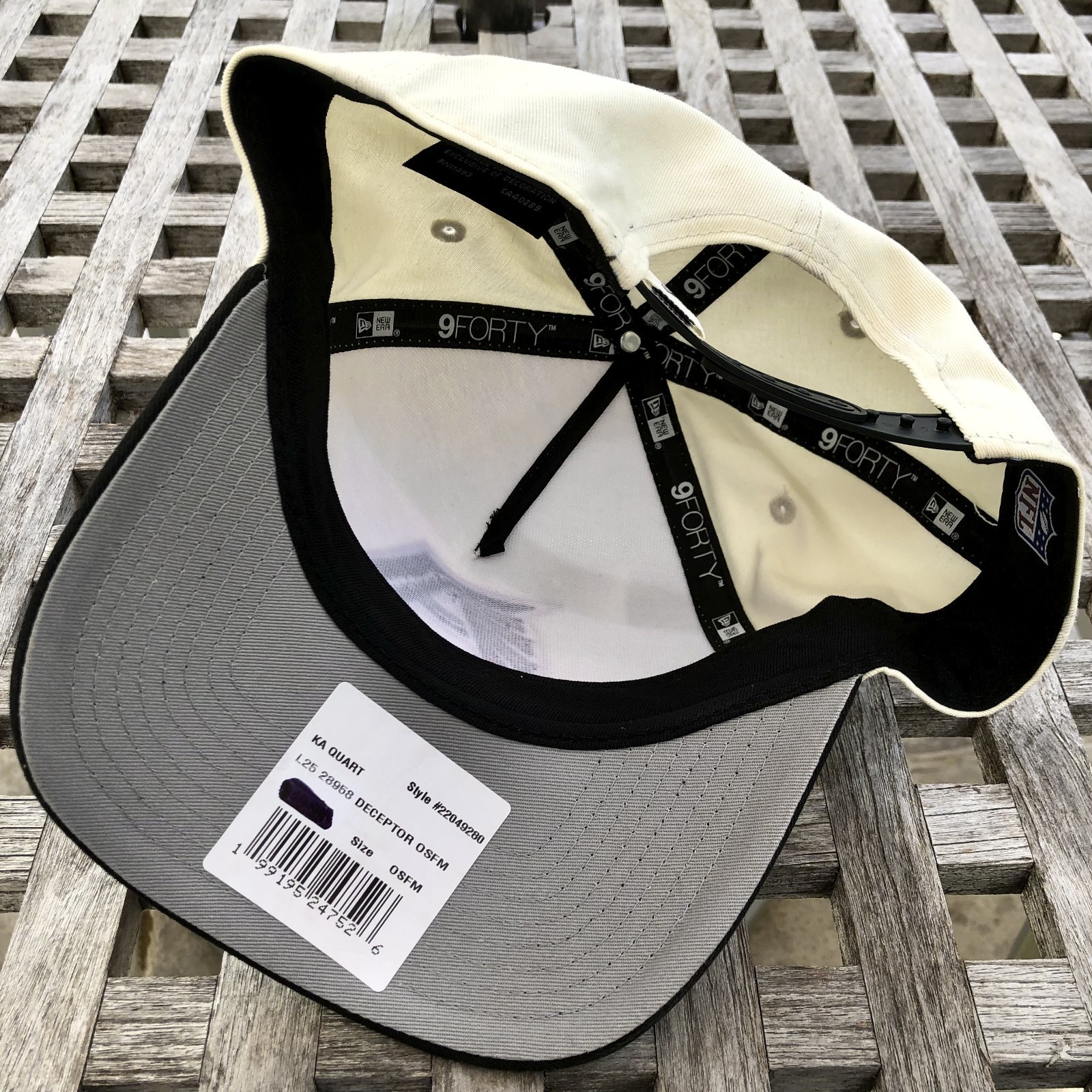 Atlanta Falcons Deceptor Alt Logo NFL New Era 9FORTY 2 Tone A Frame Snapback Hat