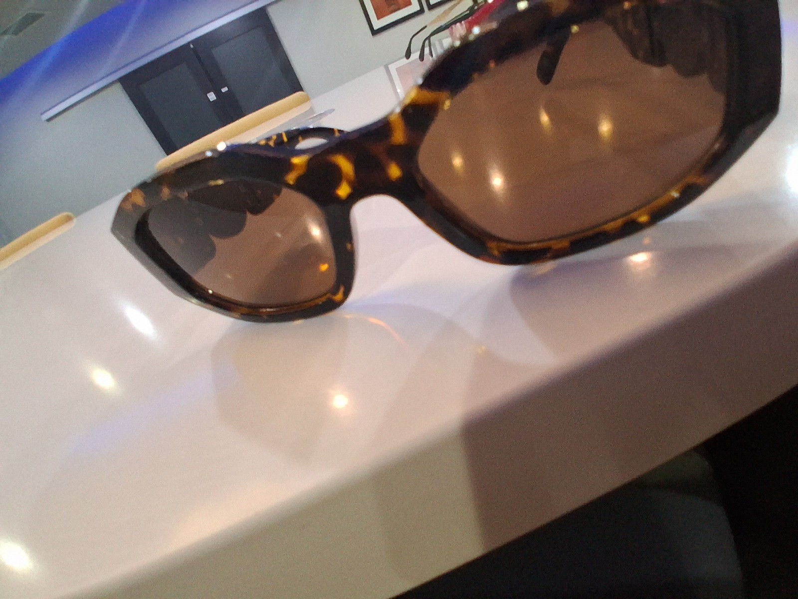 Women’s Tortoise Shell Rectangle Sunglasses Brown Tinted Lenses UV400 POP P4245