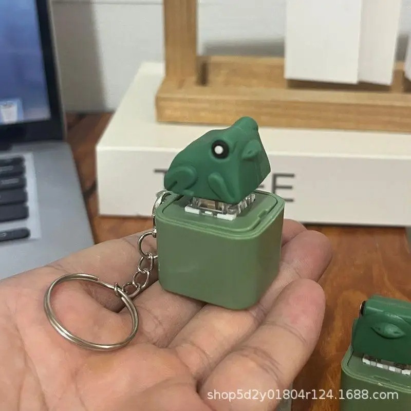 Frog Knocking Toy Frog Keyboard Keychain Decor Emit Light And Sound Pendant TL