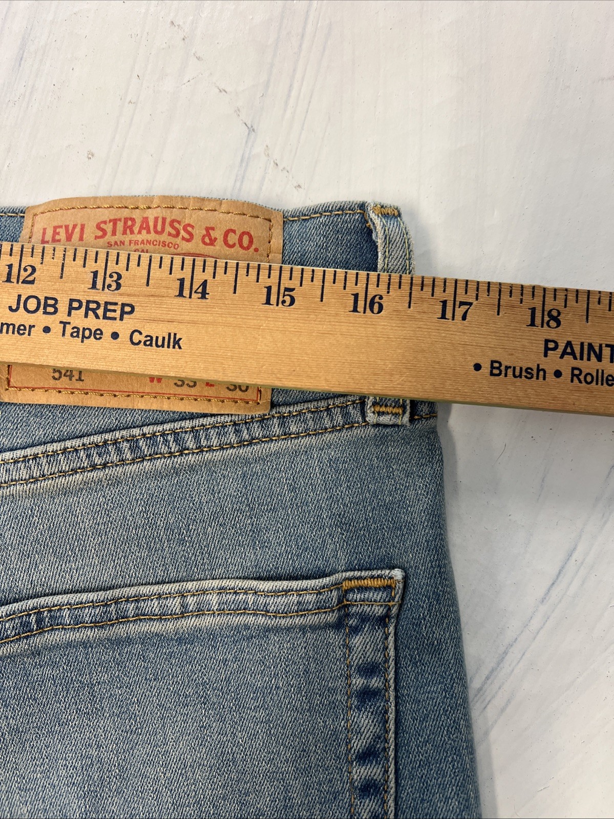 LEVI STRAUSS Men All Seasons Tech 541 Athletic Denim Jeans 33×30 Light Blue Wash