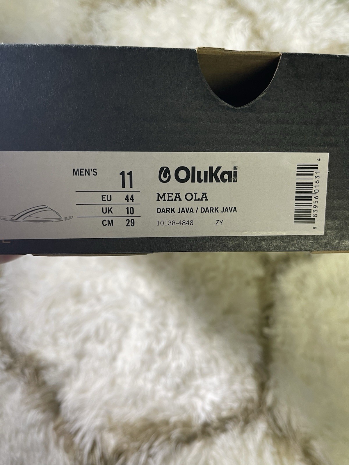 OluKai Men’s Size 11 Mea Ola Leather Beach Outdoor Sandals -Dark Java New In Box