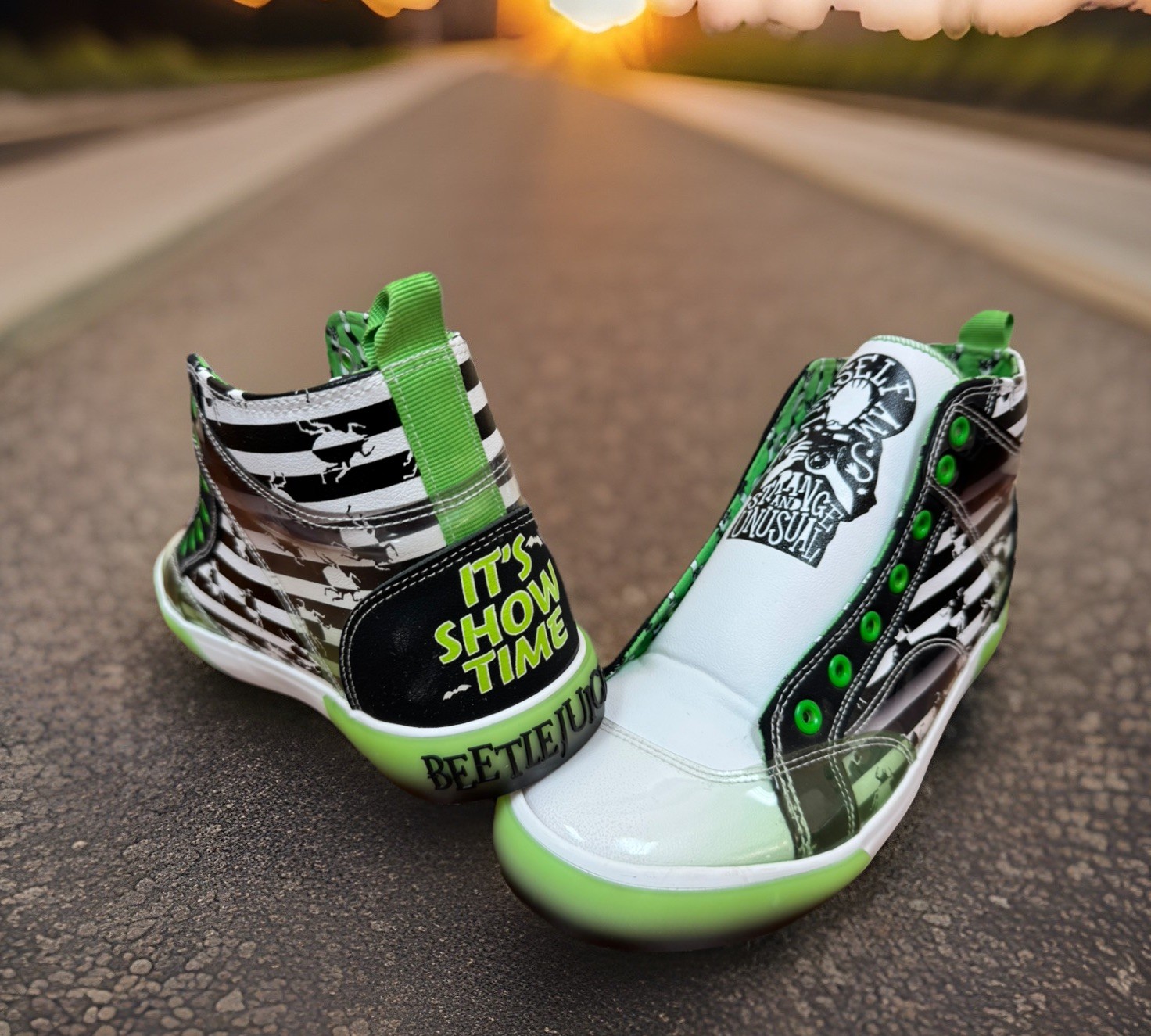 Beetlejuice Shoes Sneakers Women’s Size 9 Ground Up It’s Show Time