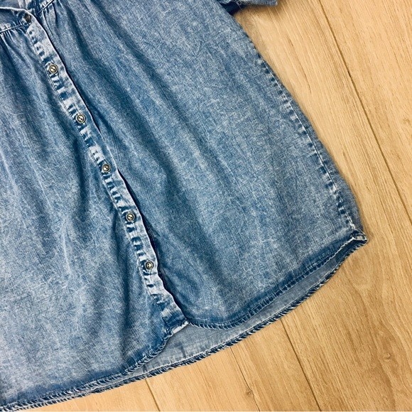 stonewashed denim Button-Down Shirt gathered cinched beach preppy blouse top