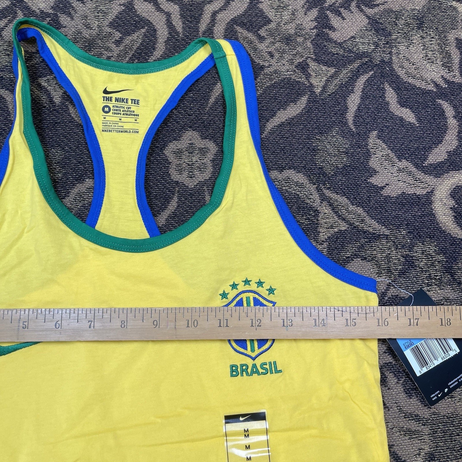 Women’s Nike Yellow Brazil Brasil Soccer Crest Tank Top Size Medium New