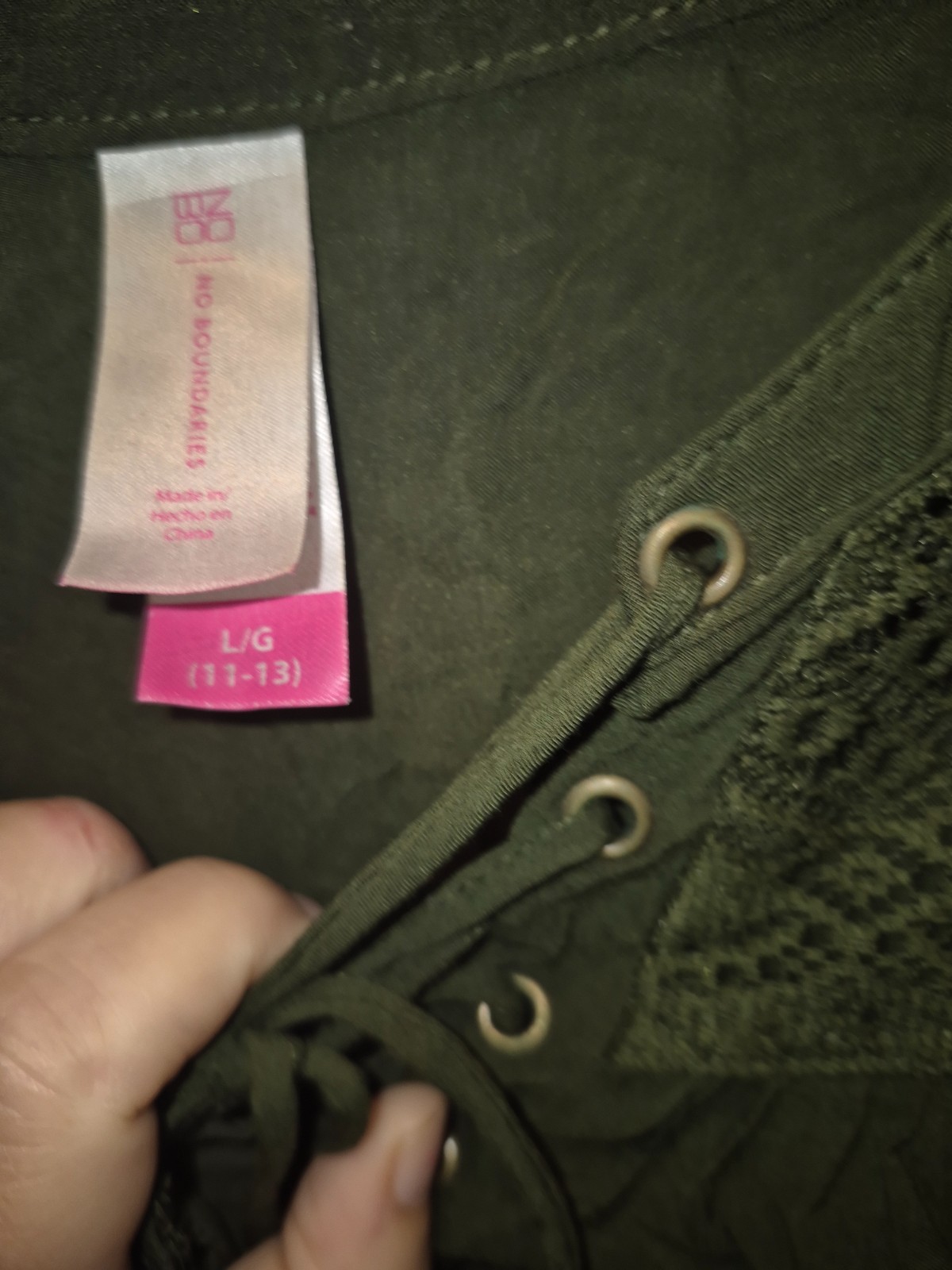 No Boundaries Dark Olive Green Boho Y2K Renaissance Peasant Top Size Large
