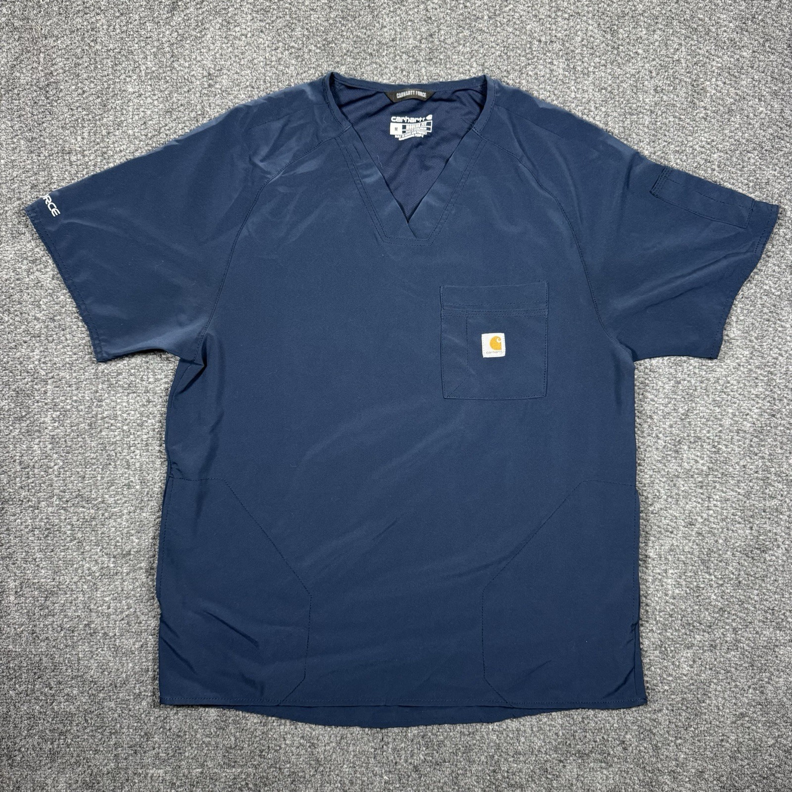 NWT Carhartt Men’s M Force Cross-Flex Scrubs Modern Fit Chest Pocket V-Neck Top