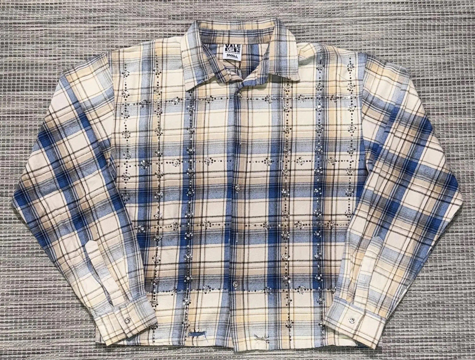 VALP Men’s L Plaid Woven Long Sleeve Button-Up Shirt Point Collar Studded