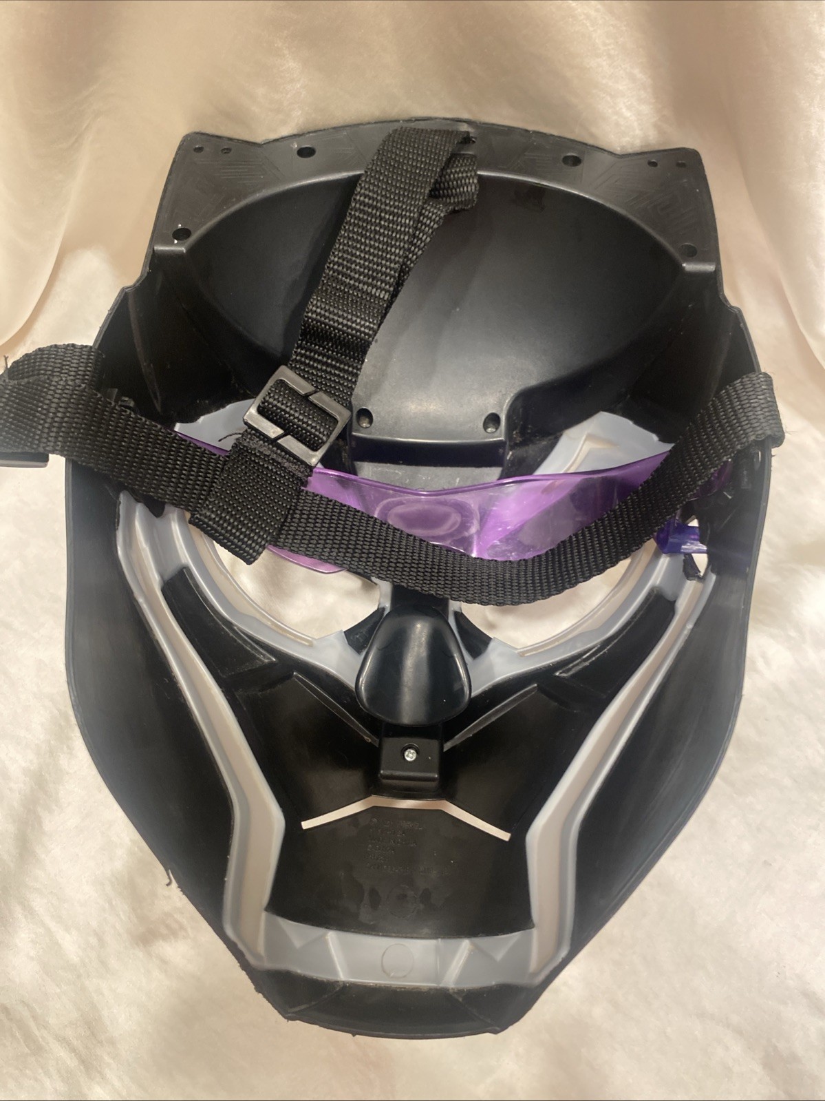 Marvel Avengers Black Panther Vibranium Power FX Light Up Mask Cosplay Costume