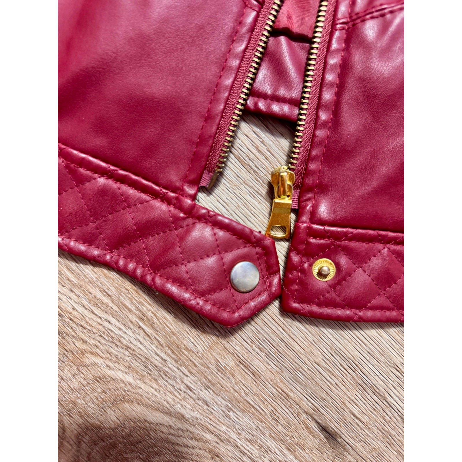 Fresh New York Red Faux Leather Moto Jacket Womens XL Quilted Biker Gold Zip