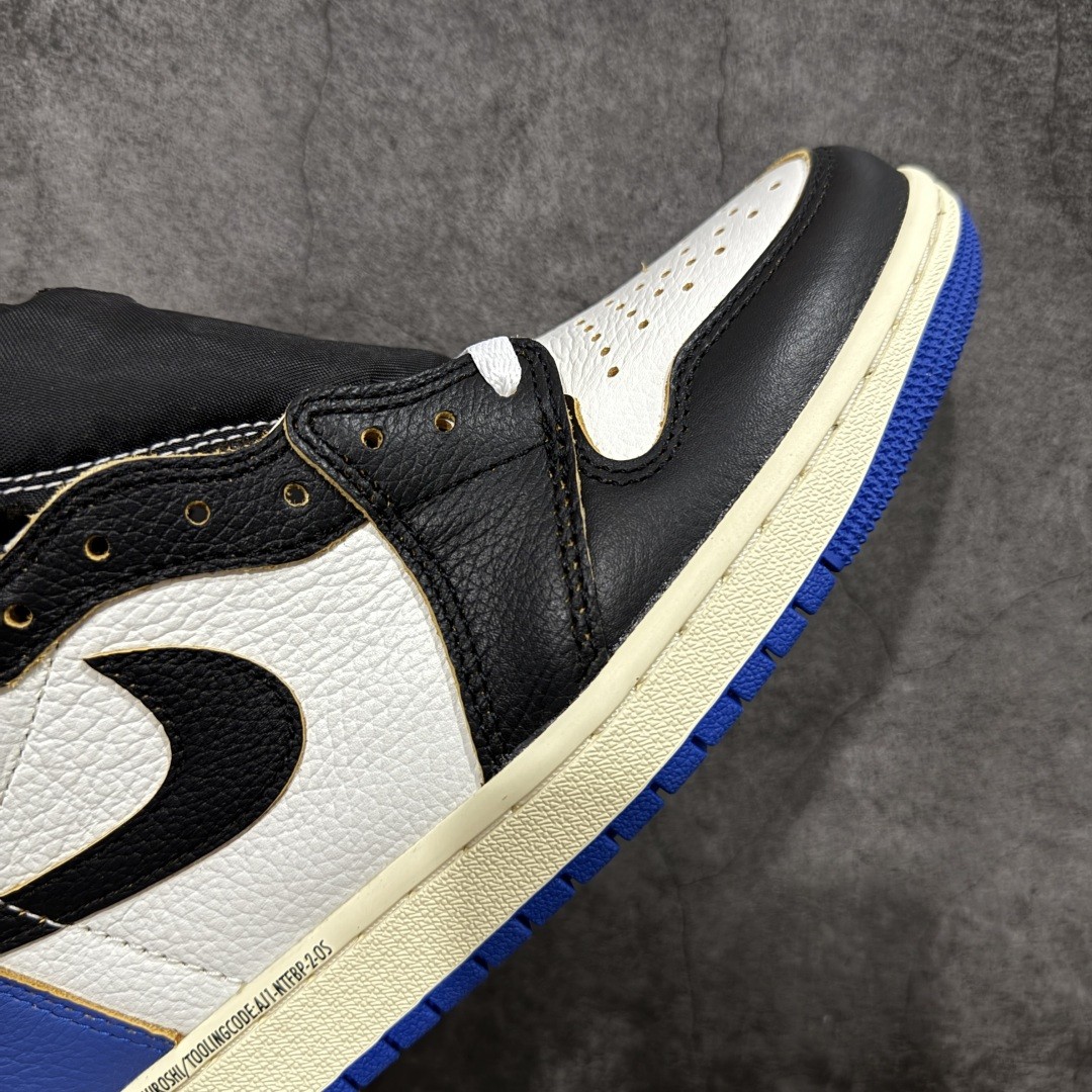 AJ 1 x Union x Fragment Black and Varsity Red IO7847-002
