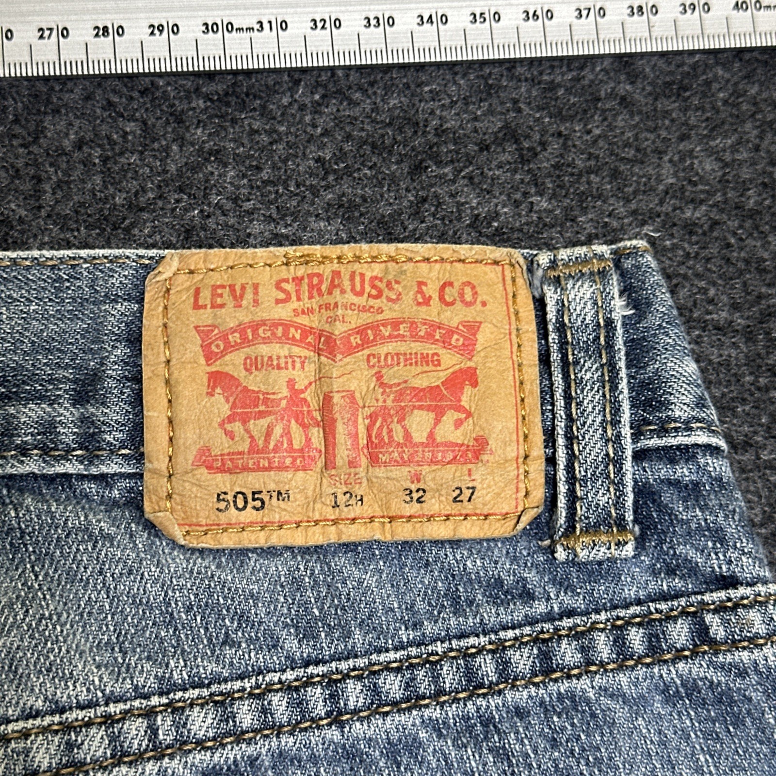 # 78 Levis 505 Regular Fit Jeans Mens 12 Husky Blue Denim Straight Leg 32×27