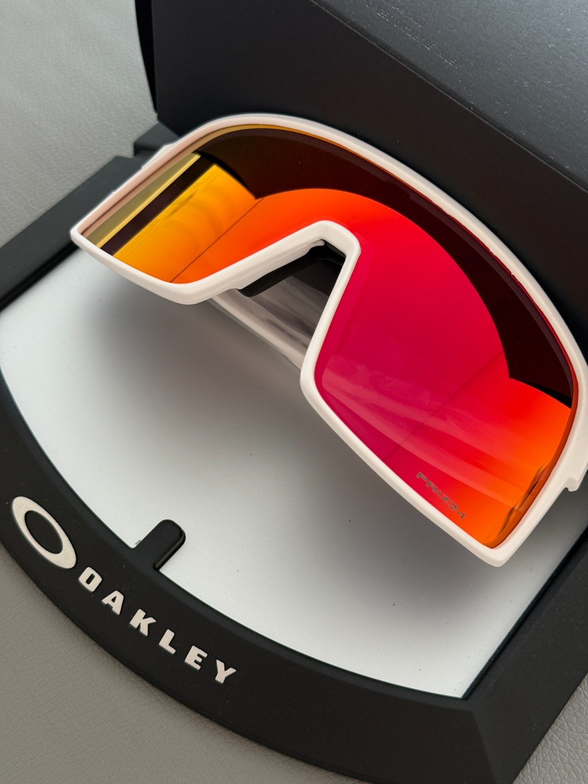 Oakley Sutro Matte White / Prizm Road Sunglasses OO9406-0637