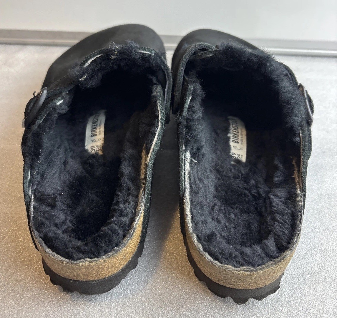 Birkenstock Suede Boston Black Shearling Size 39 US W -8-M-6 Clogs Slides