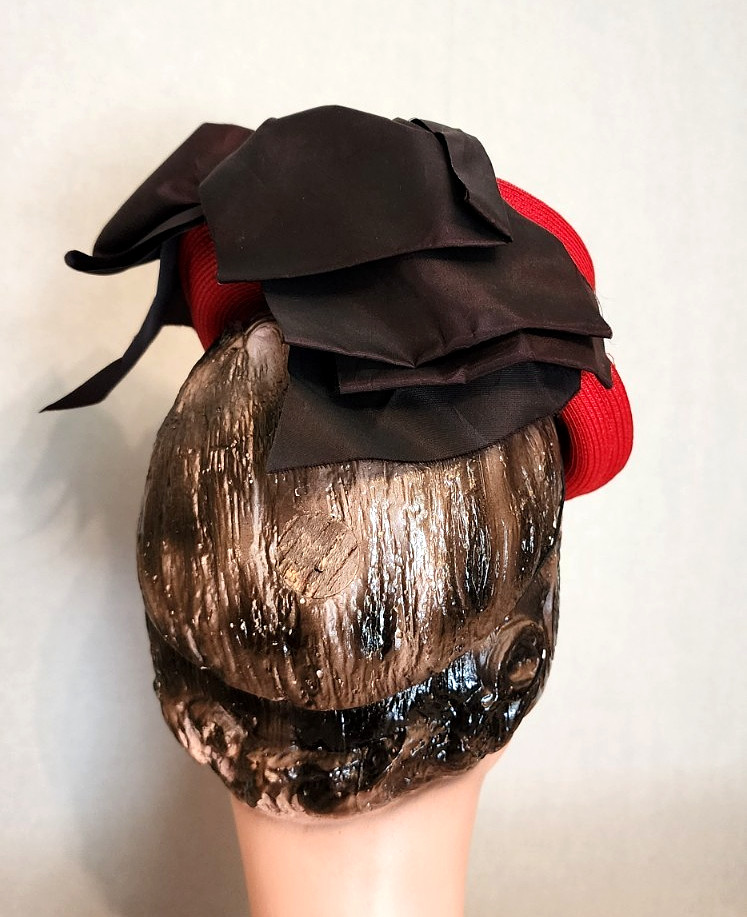 Vintage 1940s Red Toy Tilt Hat Topper Straw Black Bow Satin