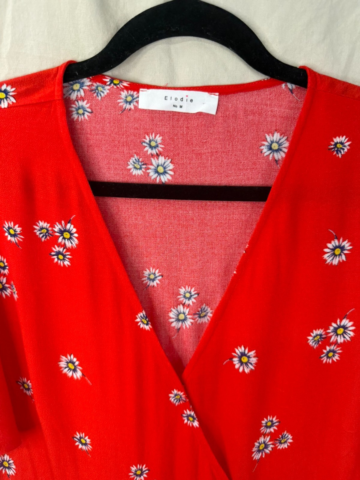 Elodie Nordstrom Red Daisy Floral Wrap Top Blouse Short Flutter Sleeve Size Med