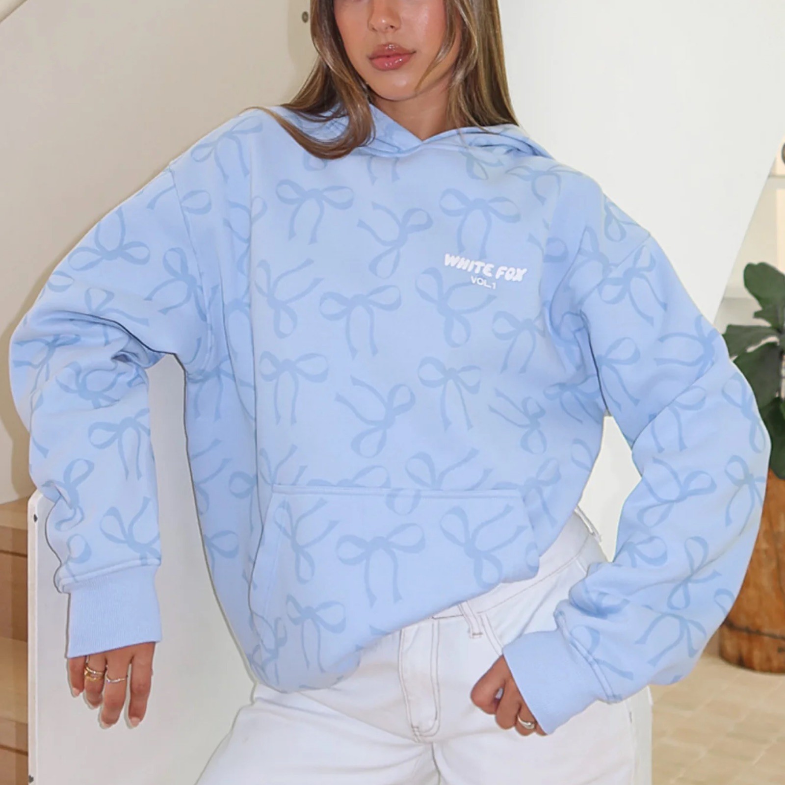 NWT White Fox Vol.1 Hoodie Offstage Printed Oversized Hoodie Blue Bow EXDAL22674