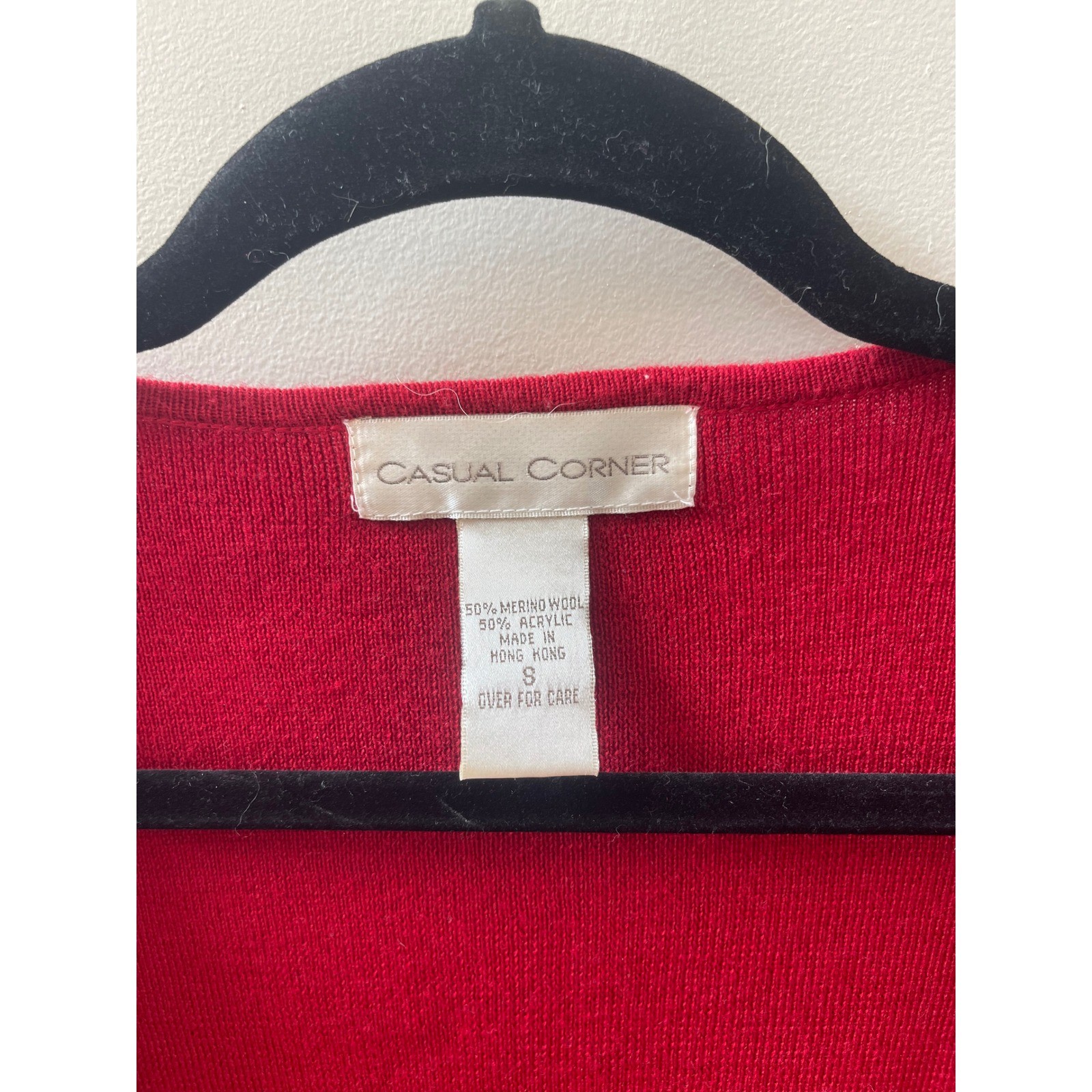Casual Corner Red Merino Wool Blend Beaded Floral Cardigan Sweater Womens Small