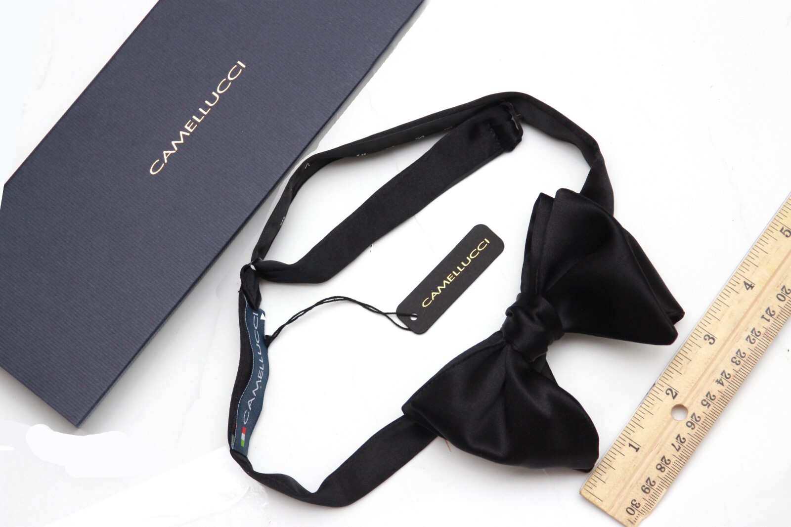 Men’s Pre-tied Bow tie 100%Silk Charmeuse Black Bow tie Small Compact Butterfly