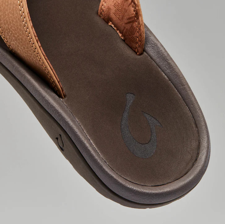 NEW OluKai Ohana Men’s Beach Sandals Tan Dark Java Water Resistant Flip Flops