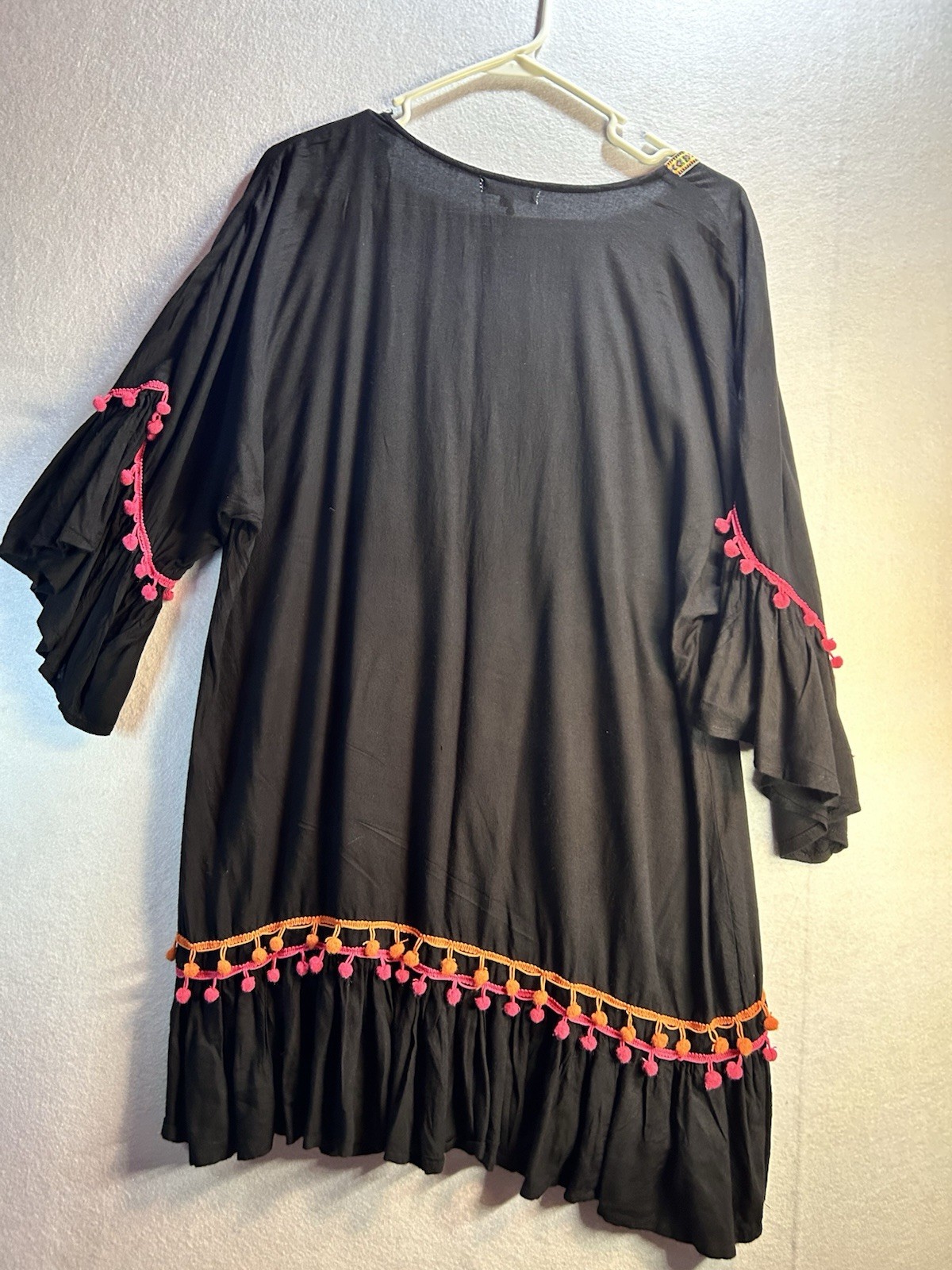 Rebellion Women’s L Black Boho V-Neck Tunic 3/4 Bell Sleeves Pom Tassel