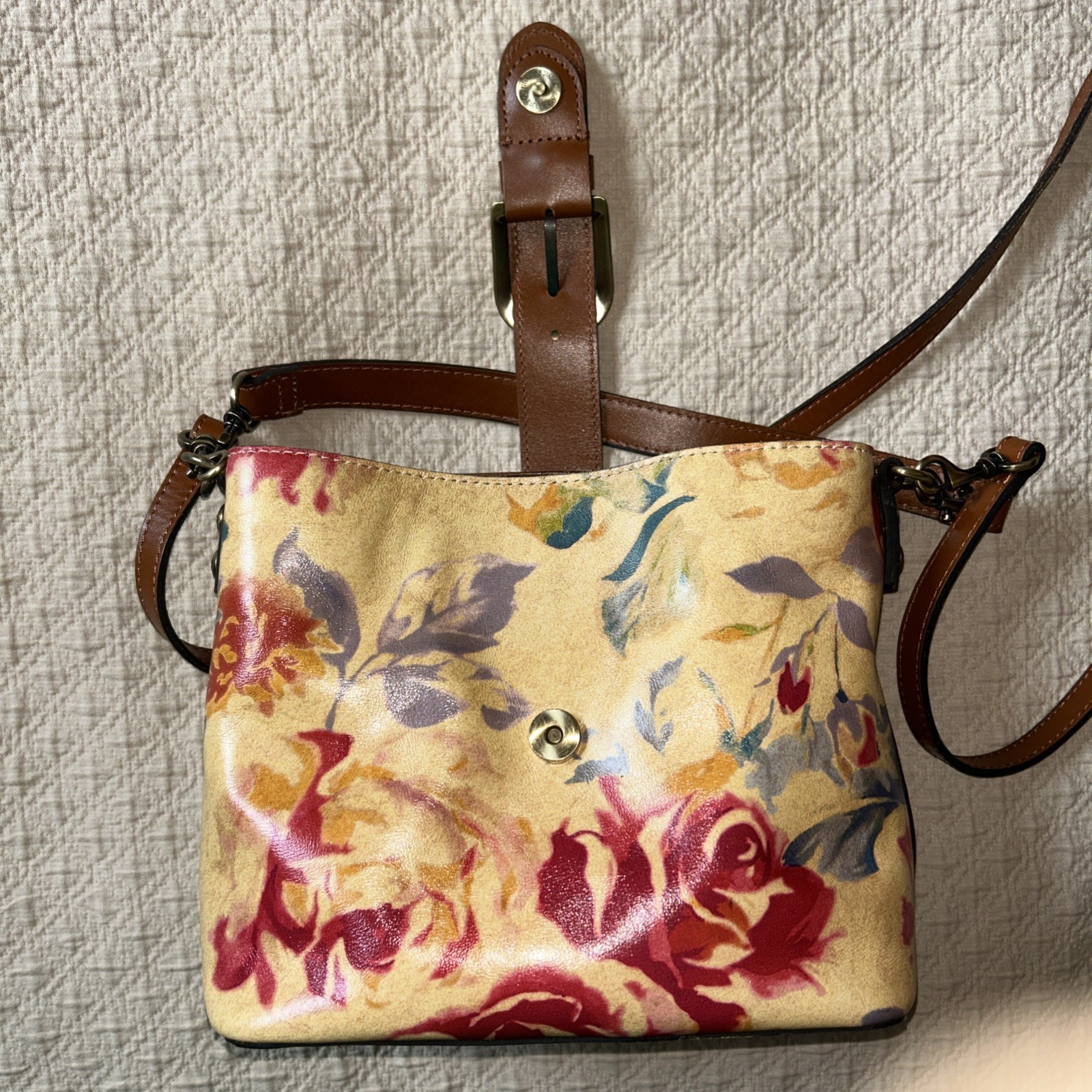 Patricia Nash Irving Bucket Crossbody “Victorian Garden” Front Buckle