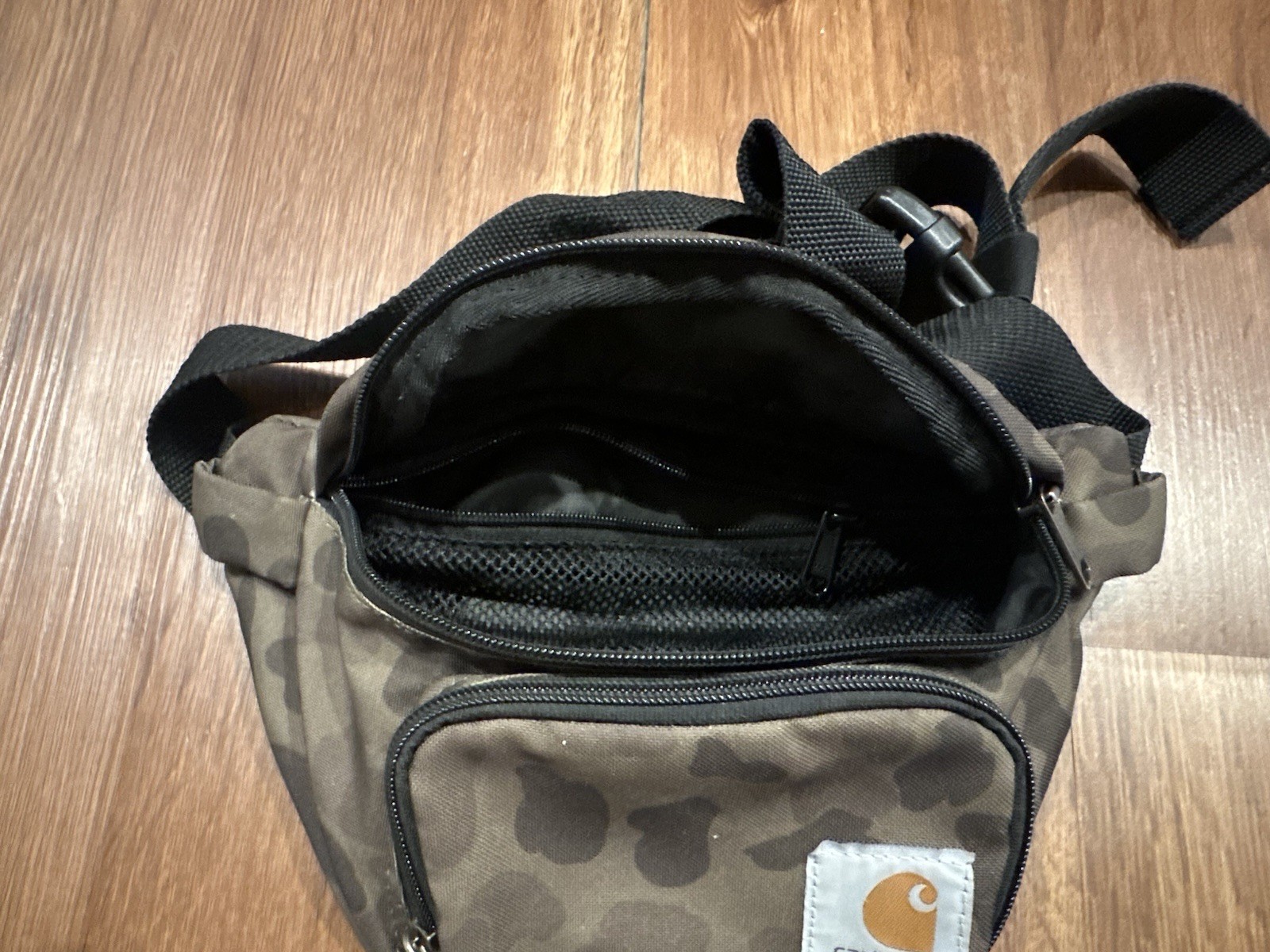 Carhartt Fanny Pack Satchel Cross Body Bag Green Camouflage Travel Vacation