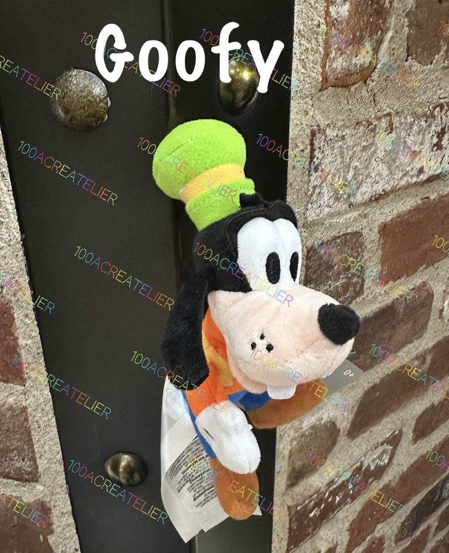 Disney Parks Small Magnet Hands Plush Pal