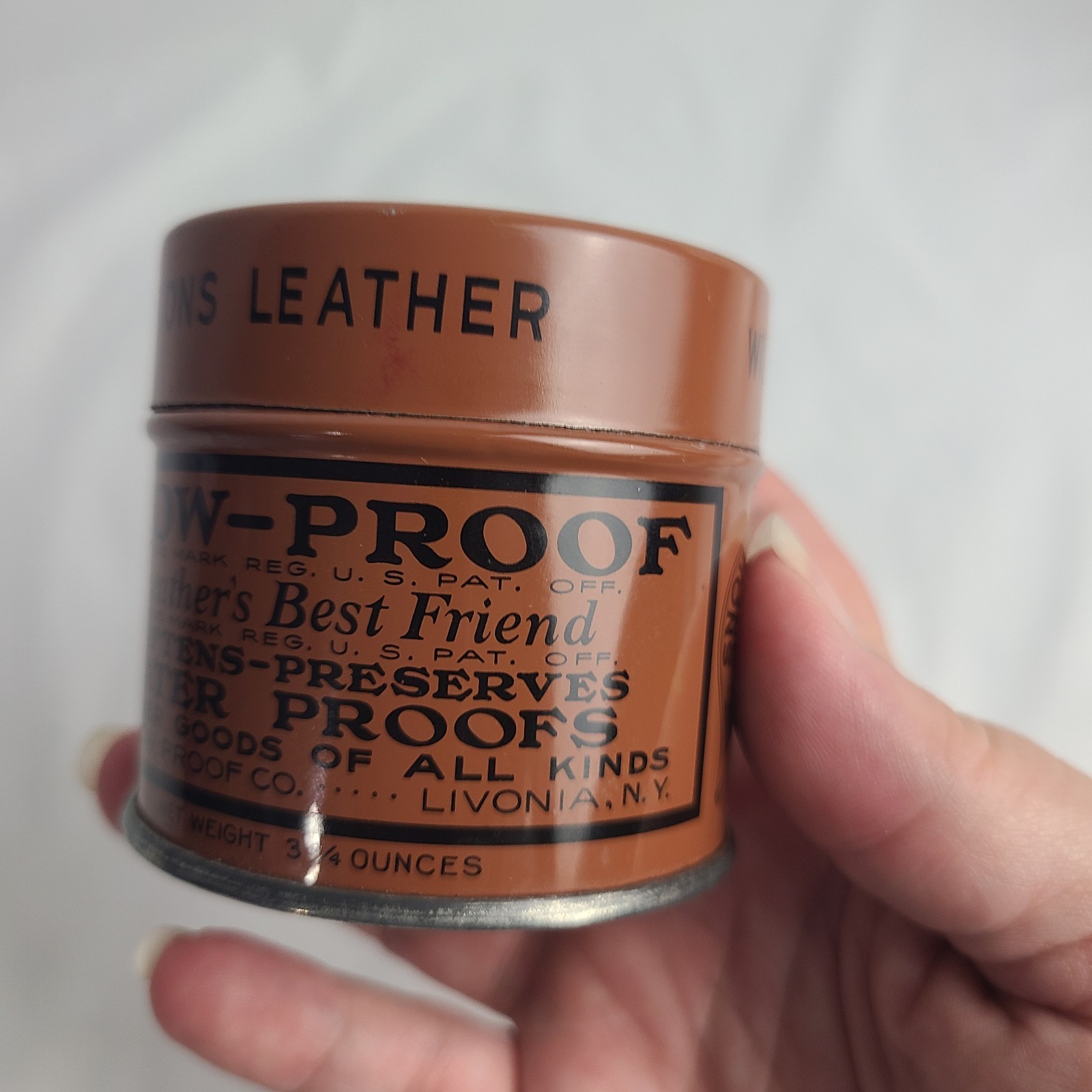 Vintage Snow-Proof Waterproofing Leather’s Best Friend 3.75 Oz. Tin 1/4 Full