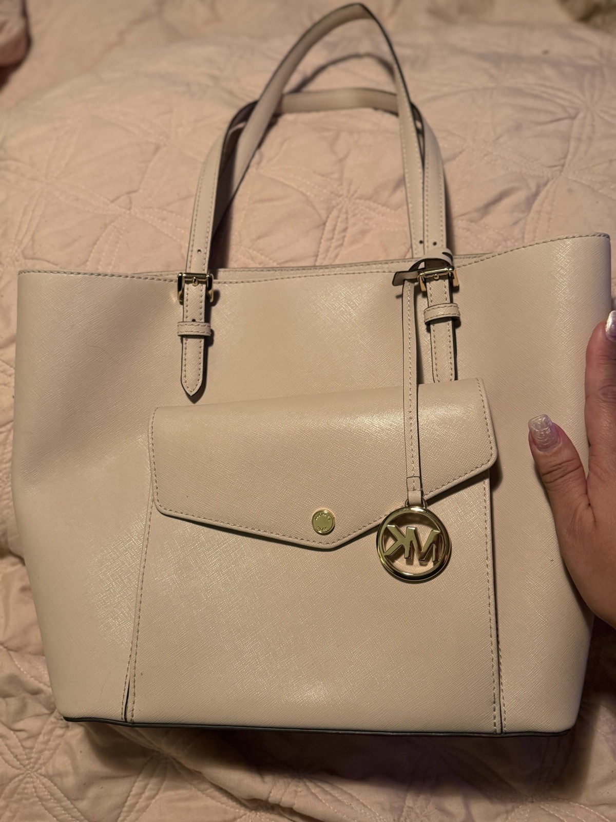 Michael Kors Jet Set Large Tote Pink Zip/Snap, Inner Pockets, Bottom Studs