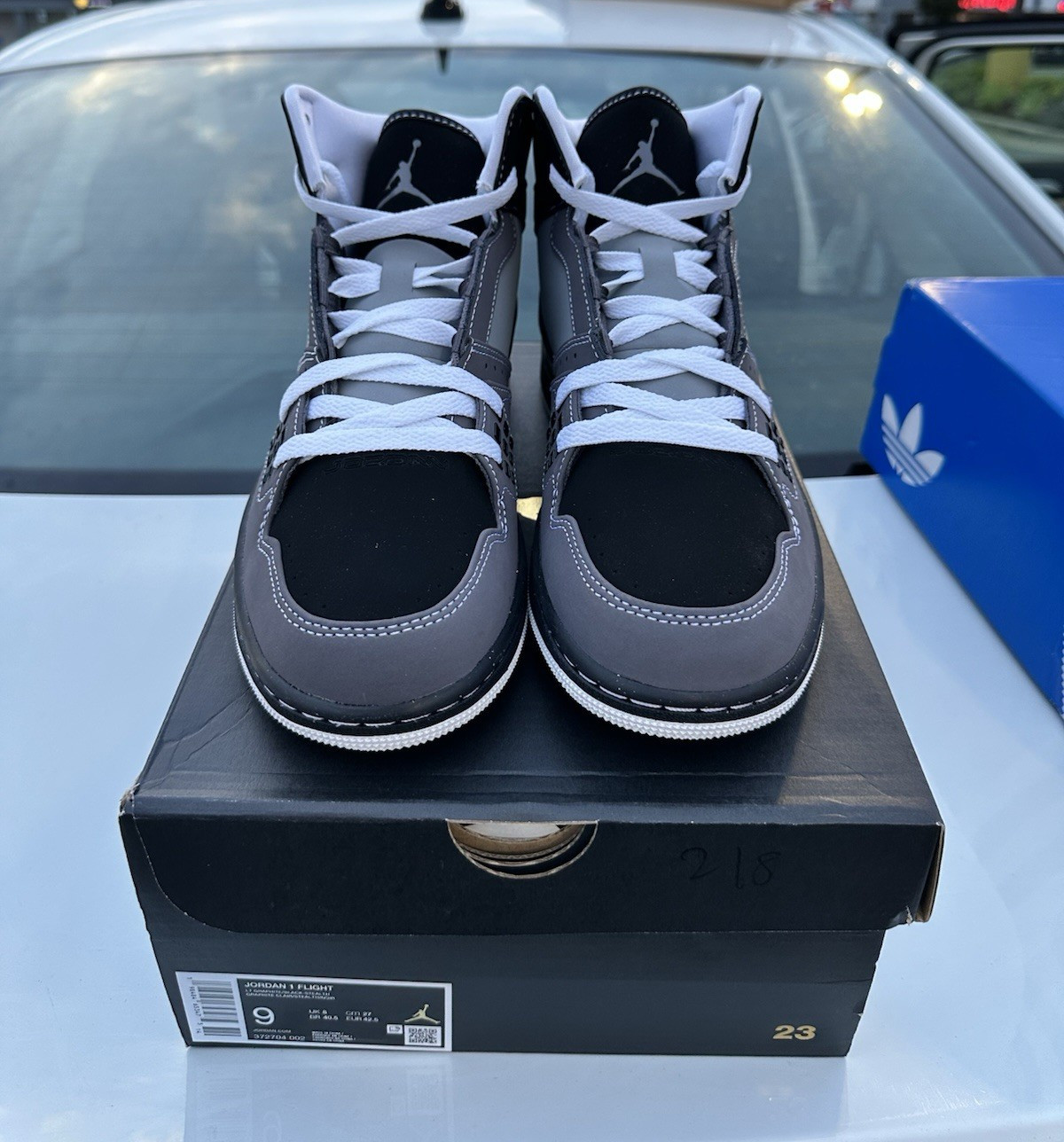 Jordan 1 Flight Men’s Lace Up Basketball Sneakers Gray/Black/White Mid Top