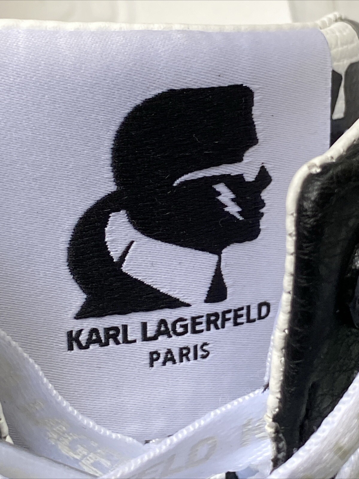 Karl Lagerfeld Paris Womens Size 7.5 Cate Diamont Screen Platform Sneakers