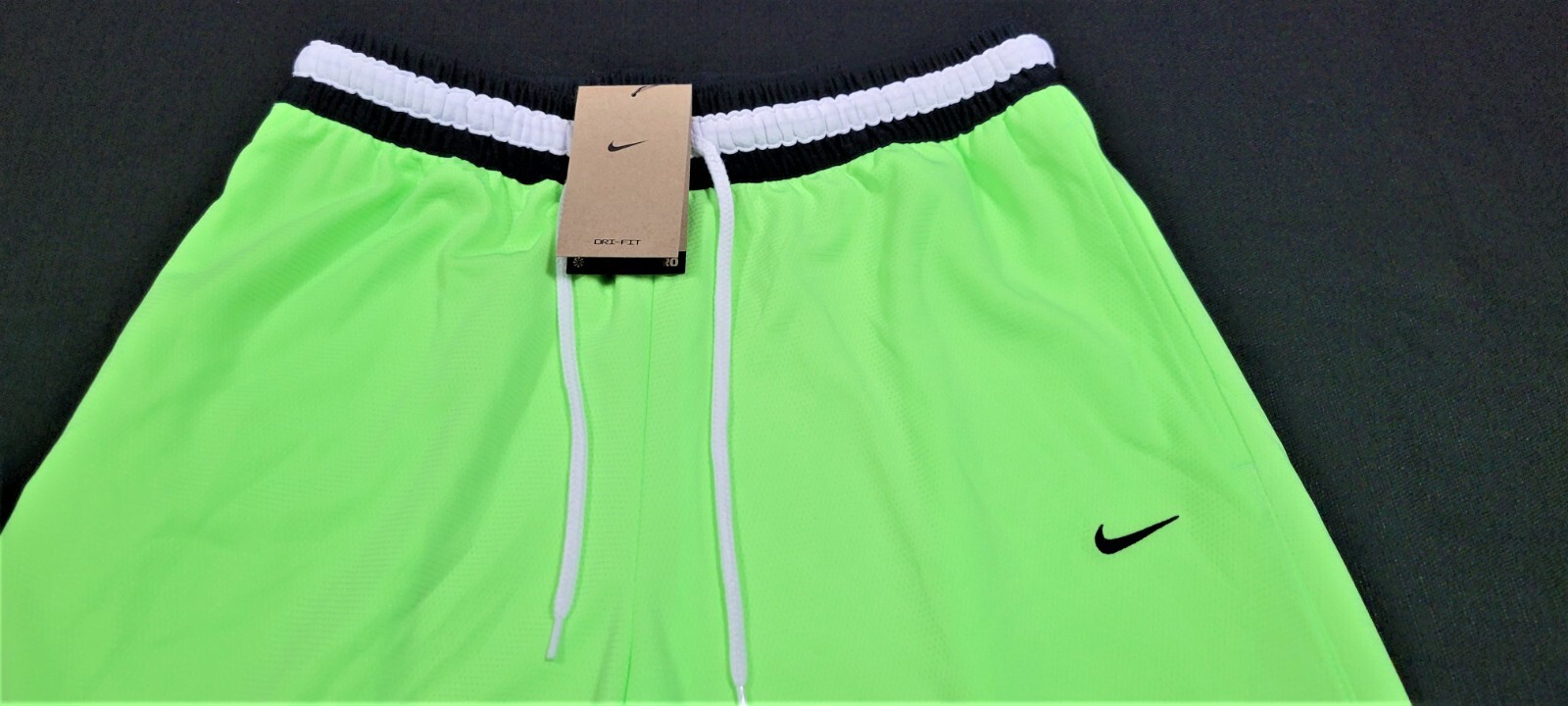Nike Mens Dri-FIT DNA 3.0 Sports Training Basketball /Casual Shorts Lime Glow
