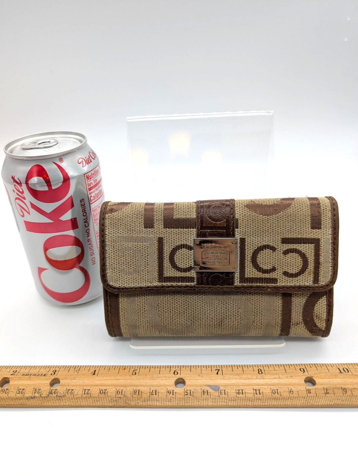 Liz Claiborne Wallet Trifold Brown Monogram Vintage – Some Wear and Tear as Show
