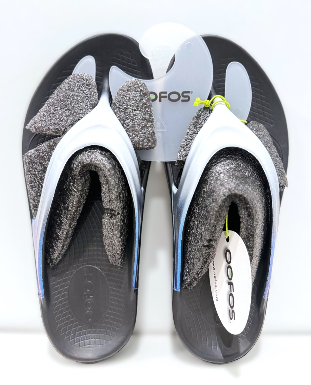 OOFOS OOLALA Women’s Recovery Sandal #1401 – Black/Frost – Choose Size