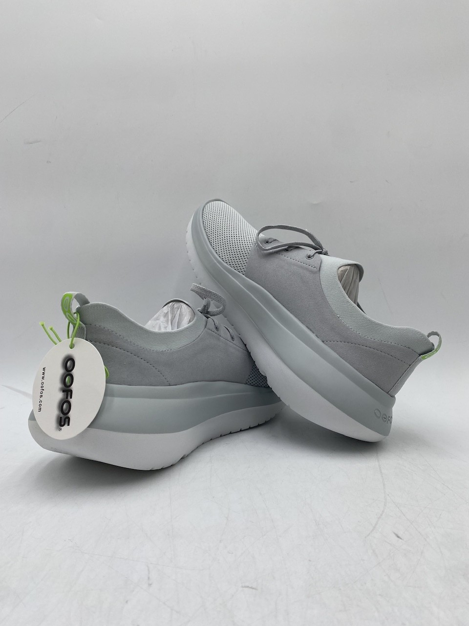OOFOS OOMY STRIDE Men’s NEW Recovery Sneakers Glacier Multiple Sizes