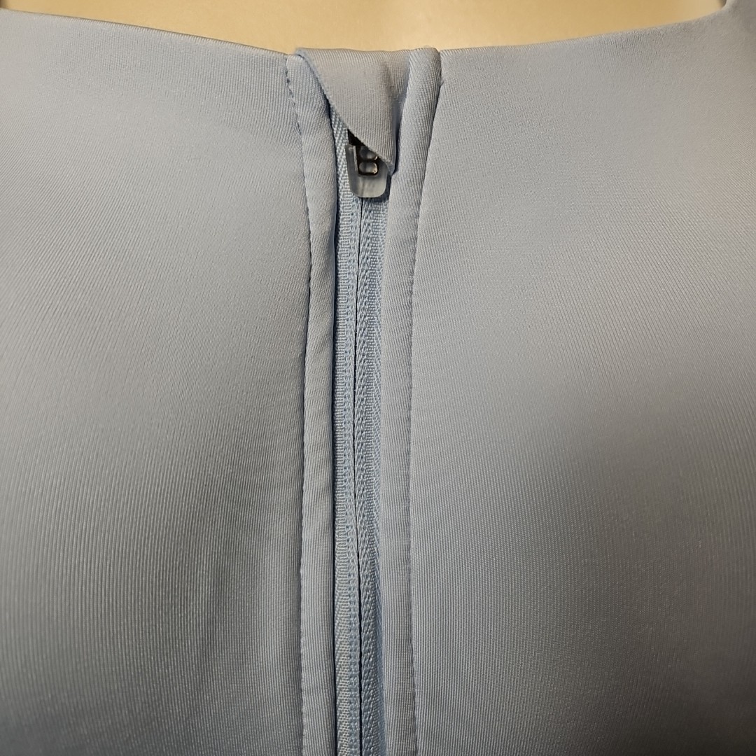 NWT Sports Bra All-in-Motion Active High Support Front-Zip Lt Blue Size 42D
