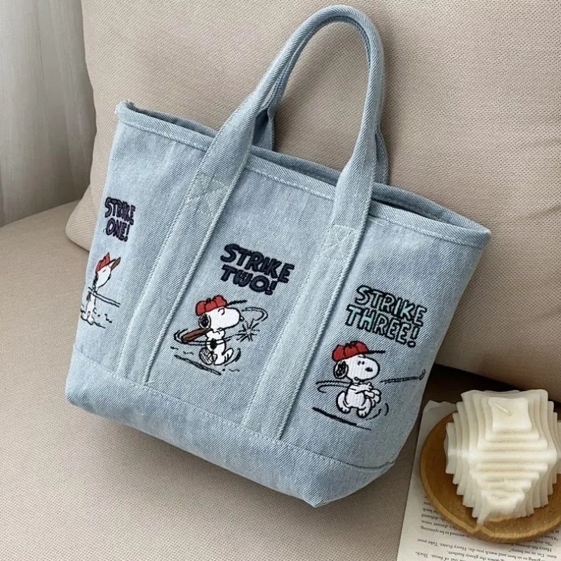 Cartoon Snoopy Embroidered Canvas Bag: Large Capacity, Portable, Handheld*