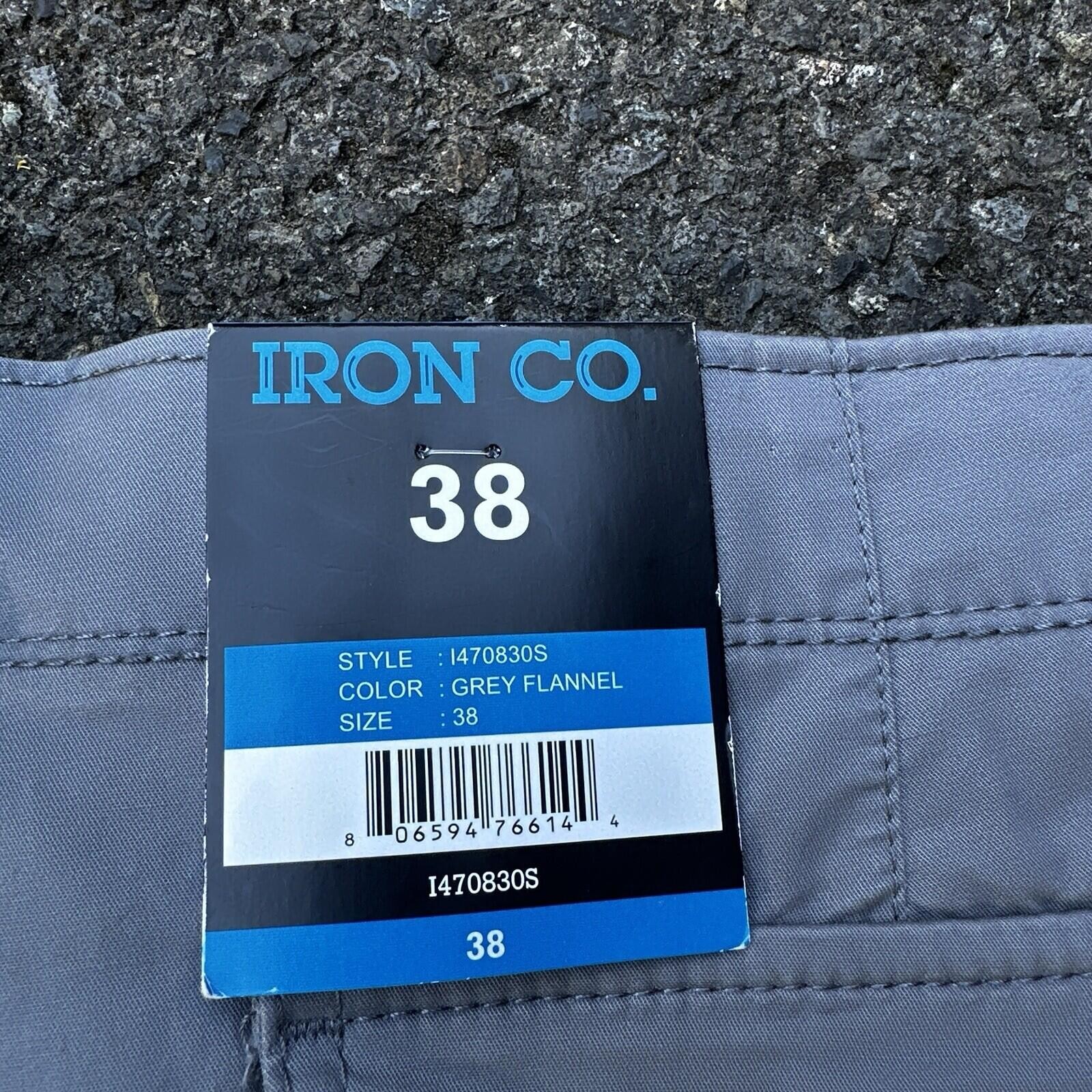 Iron Co. Men’s NWT 38 Comfort Waistband Regular Fit Stretch Cargo Short