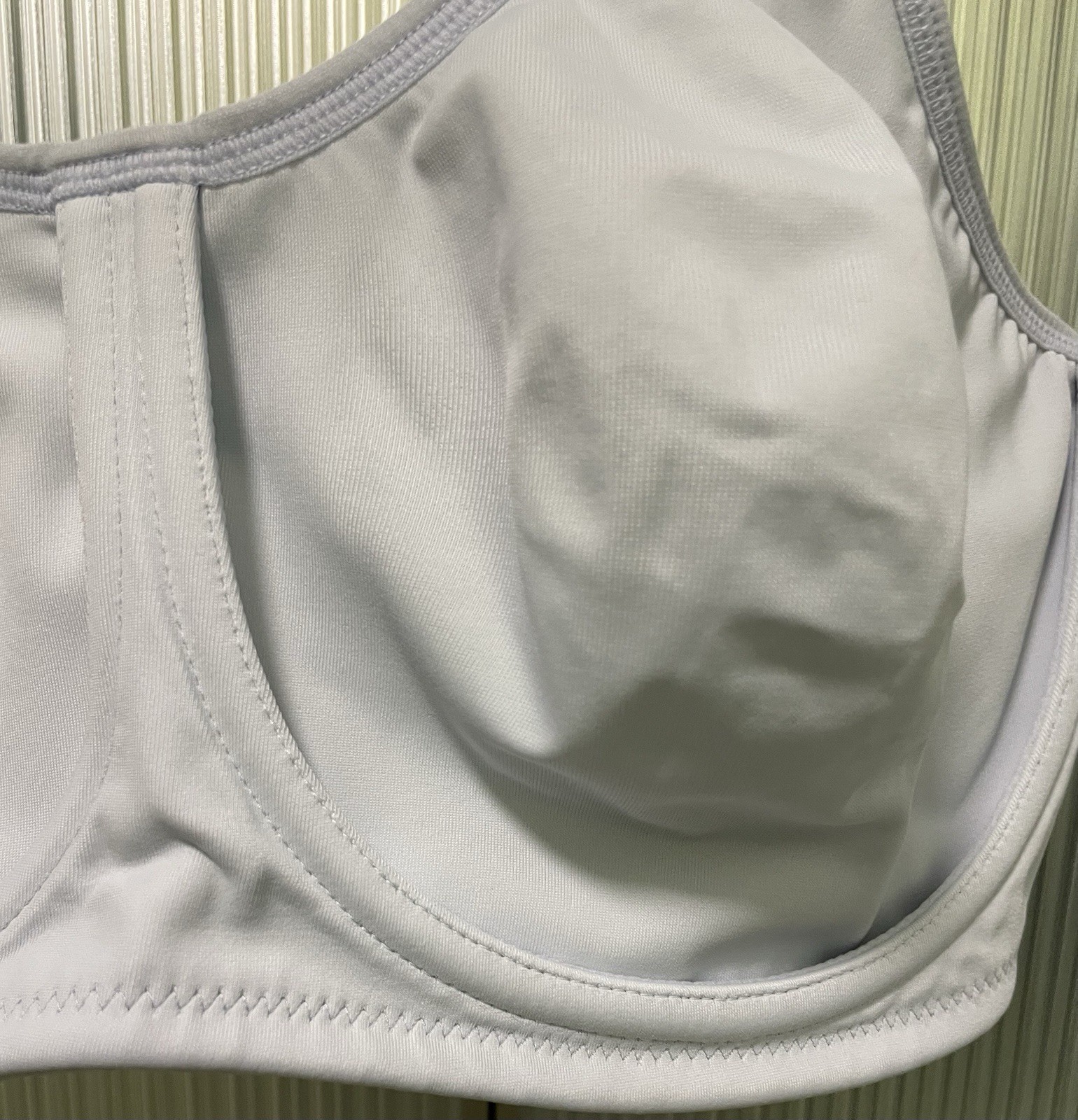 Wacoal 855170 Simone Underwire Sports Bra Women Sz 40D Pale Blue