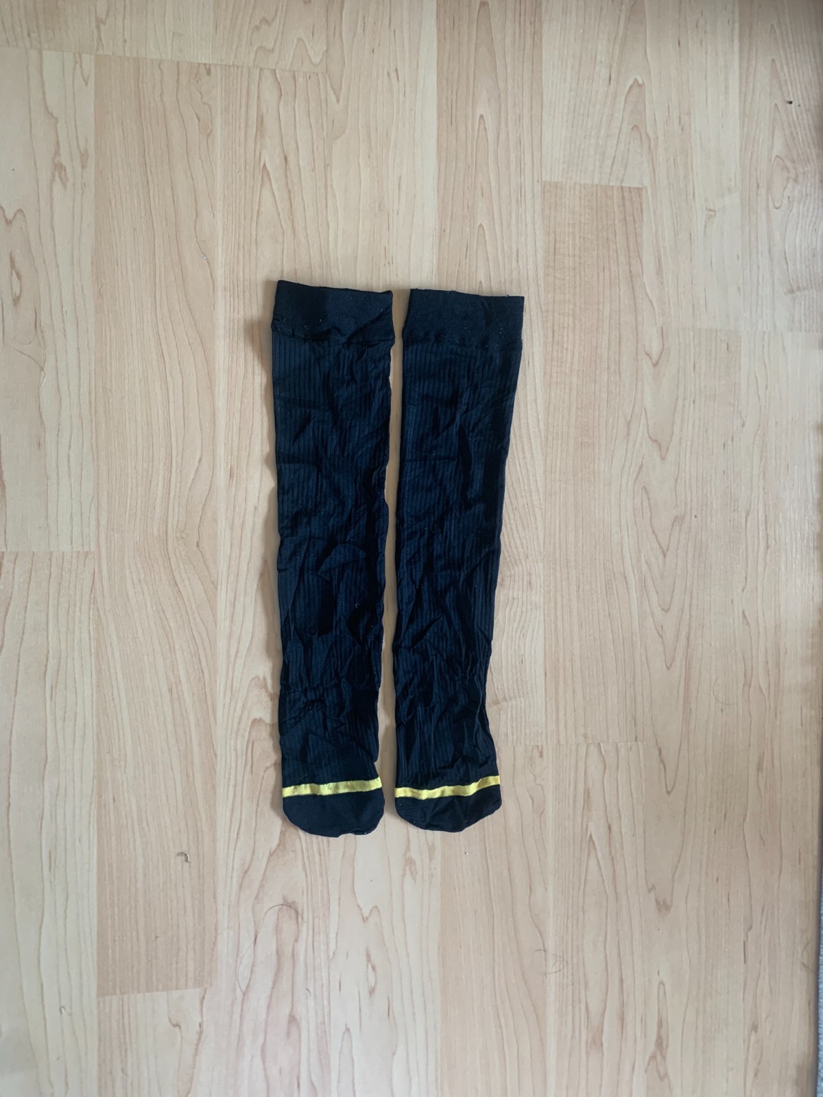 Men’s Ultra-Thin Sheer Socks, Black with Yellow Stripe on toes, One Size