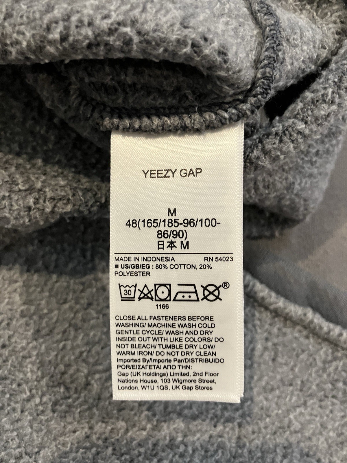 Yeezy x GAP mensz M Yoke Fleece Tshirt “Pavement” FW21 ***RP$200***