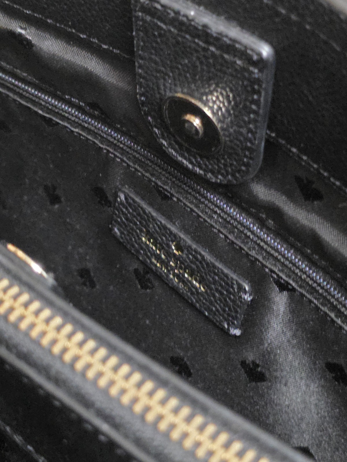 Kate Spade New York Wellesley Camryn Black Pebbled Leather Chain Tote