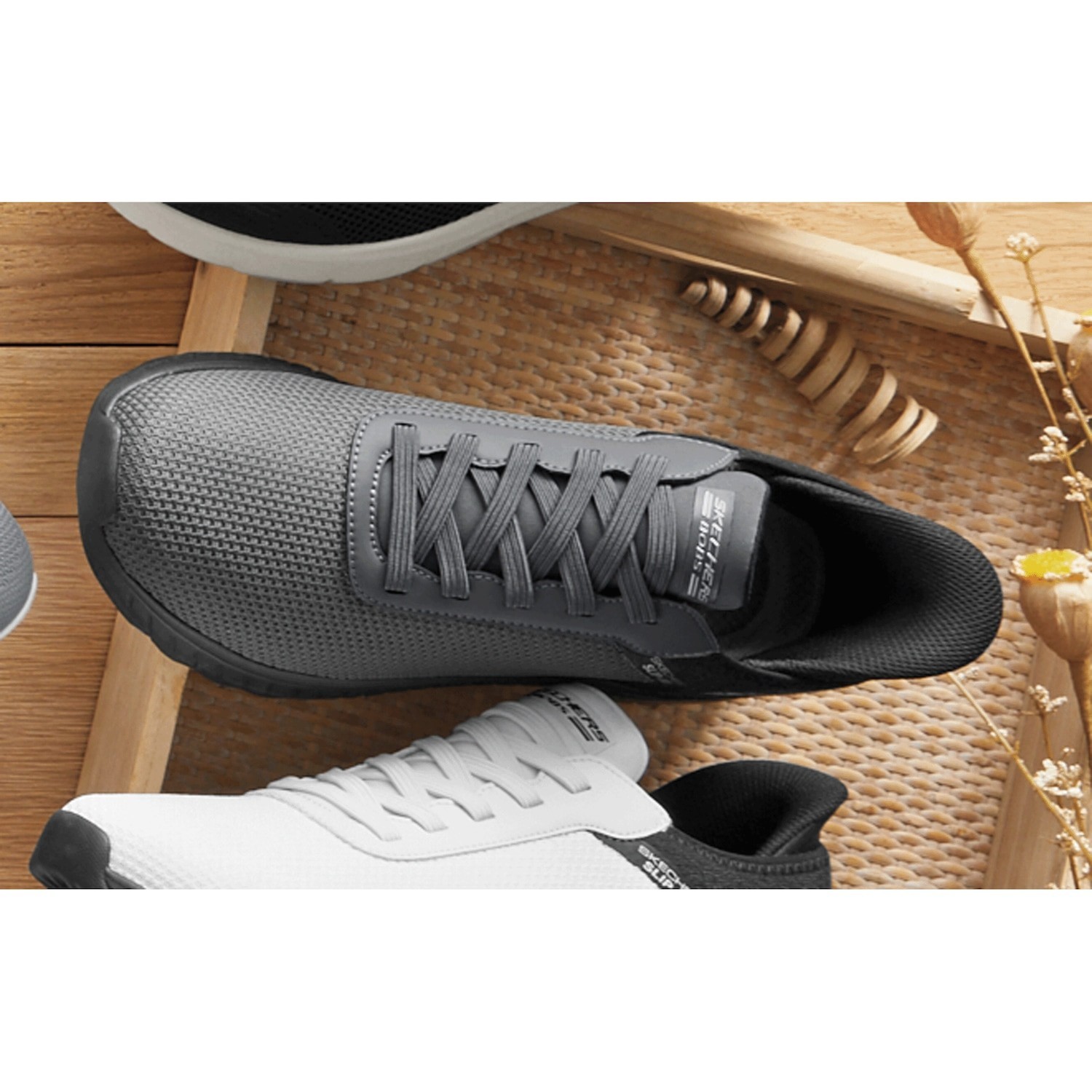 Authentic BOBS Men’s Slip Ins Squad Chaos Sneakers NO IMPORT FEE