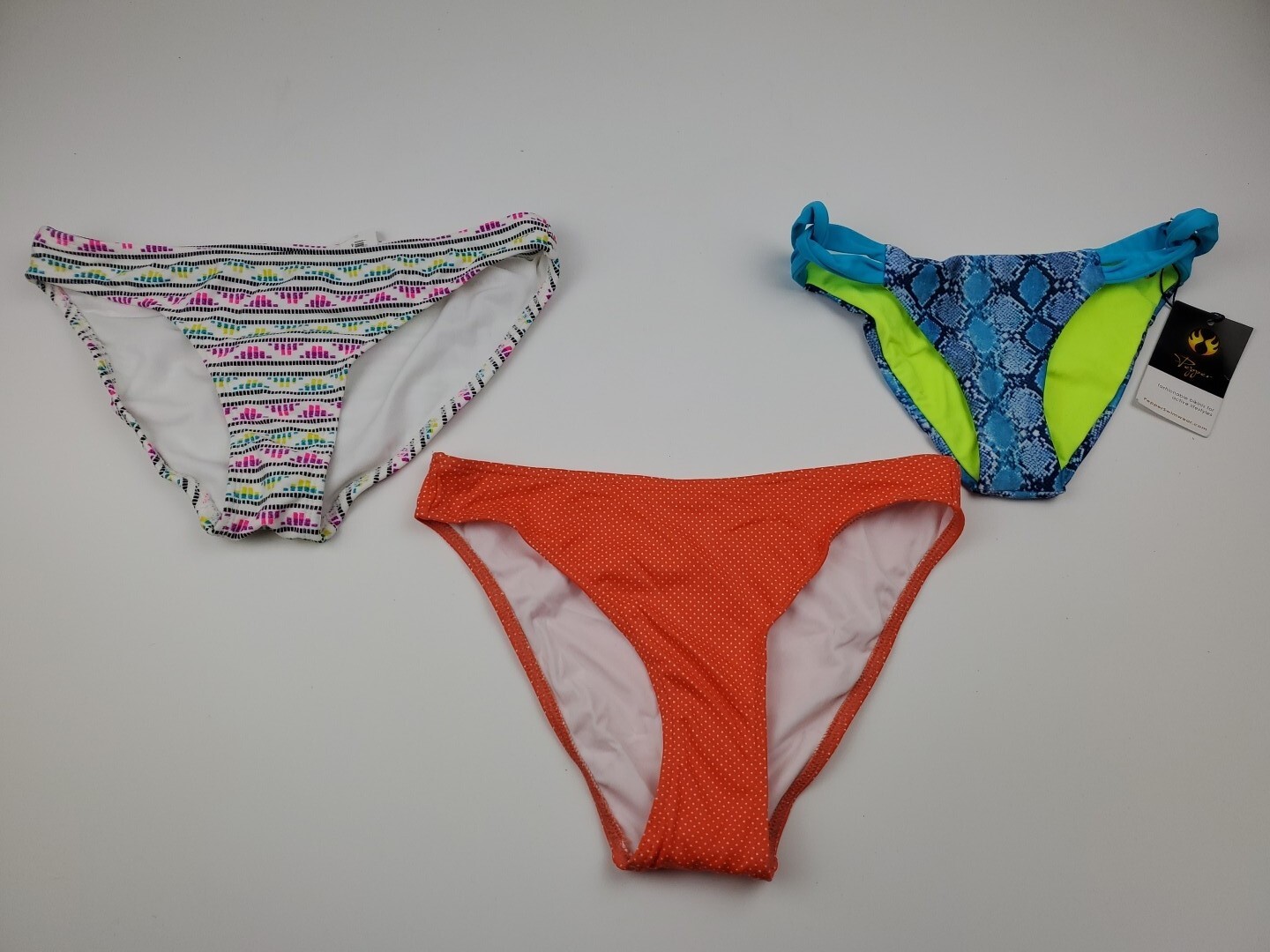 Women’s Lot of 3 Small Bikini Bottoms – Freya – Old Navy & Pepper