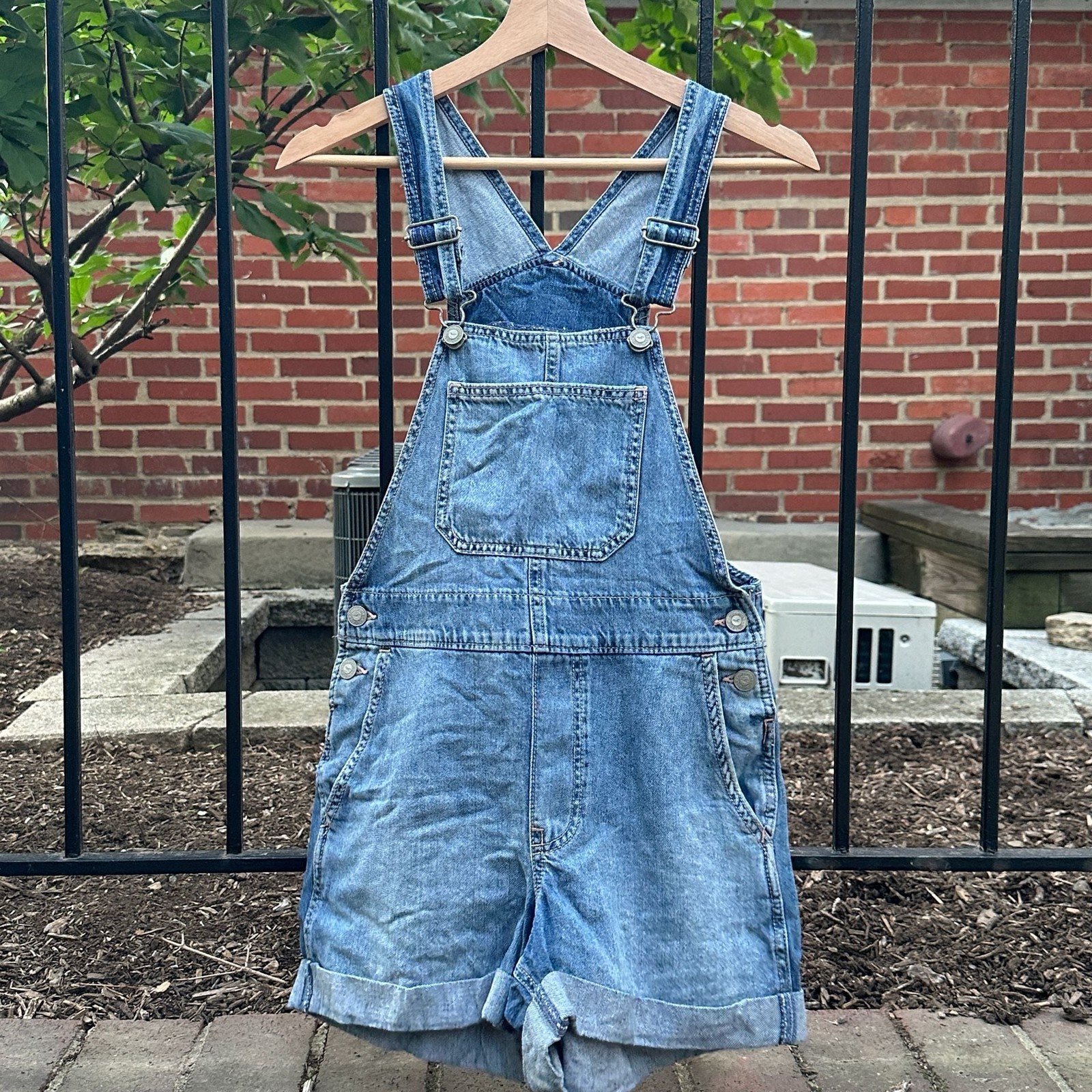 Hollister High-Rise Vintage Short Overall XS