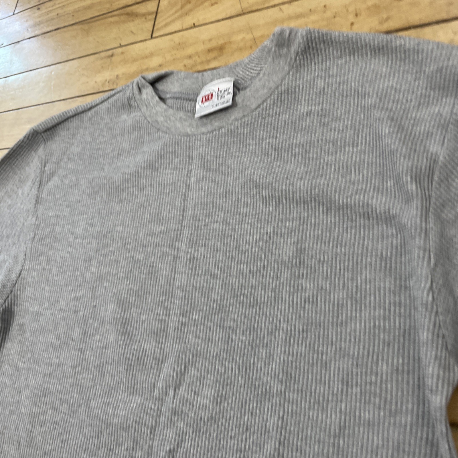 BYC Shirt Men L Light Gray Slim Thermal Waffle Knit Long Sleeve Skate Sk8 36″