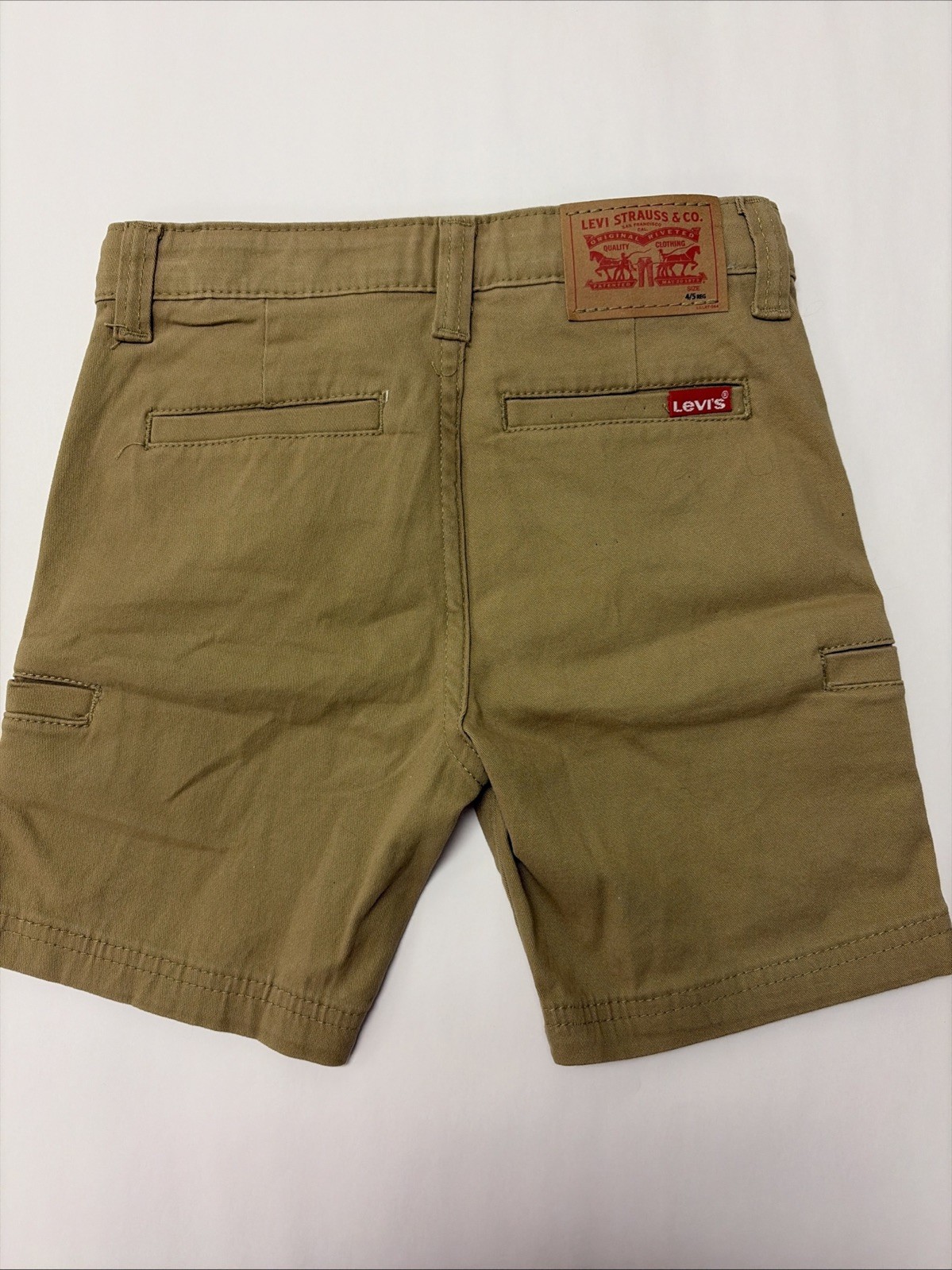 Levi’s Adjustable Waist Khaki Cargo Shorts Boys Size 4 /5 Regular Casual