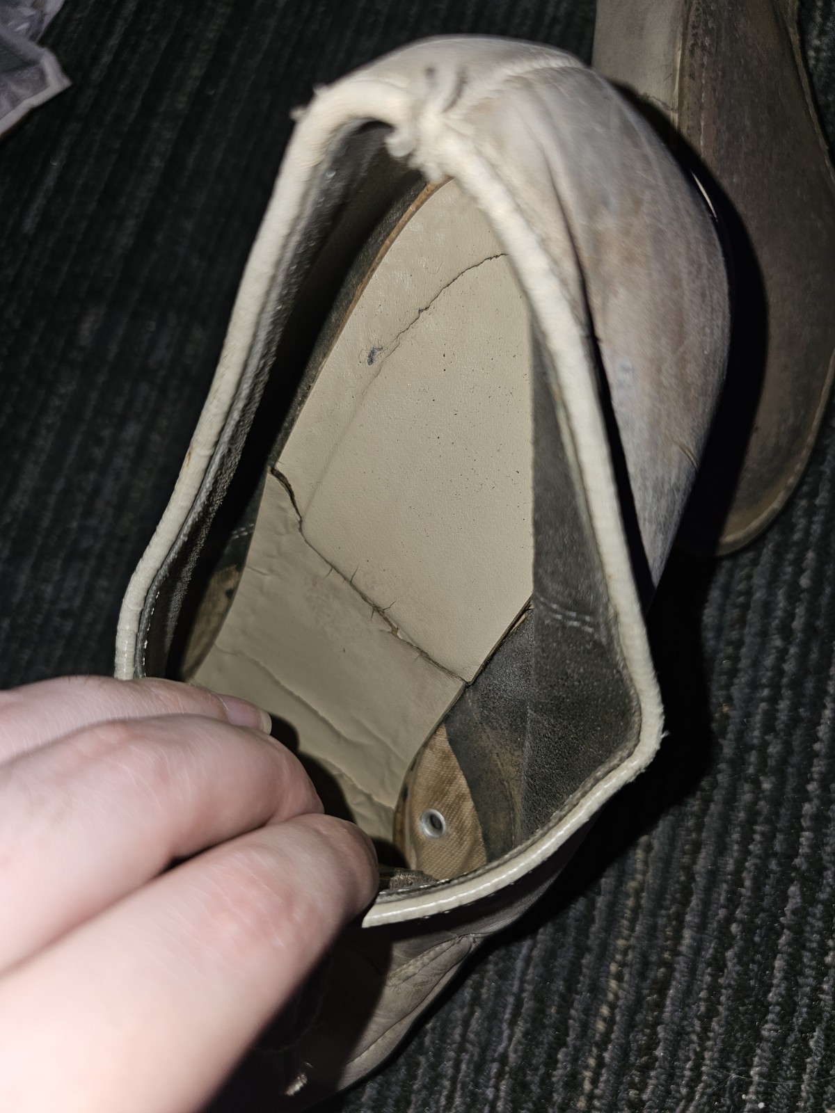 Men’s vintage bowling shoe. true shoe size is unknown