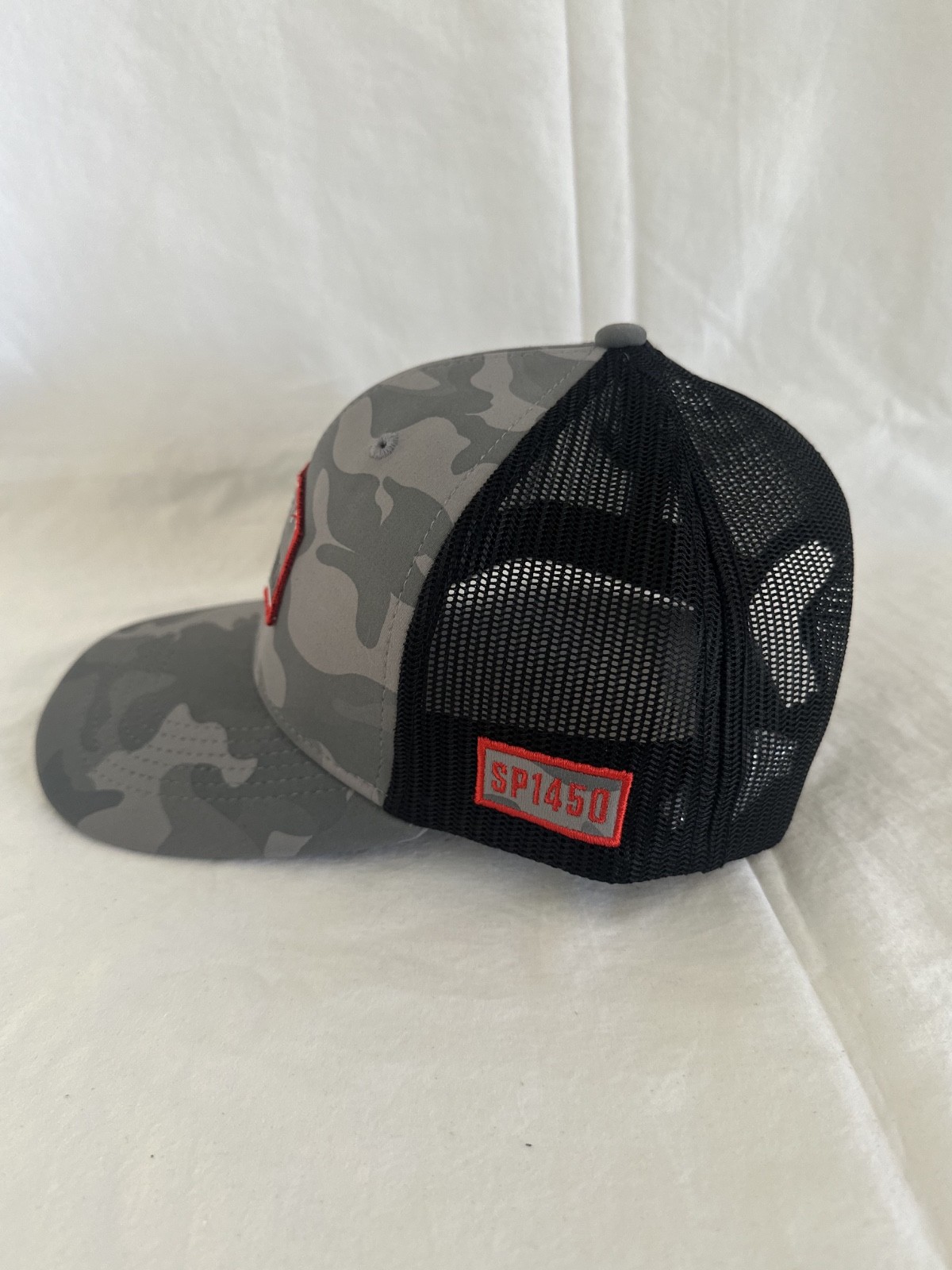 NWT Sportsman Traditional Lo-Pro Mesh Trucker Adjustable Strap Cap Hat Gray Camo